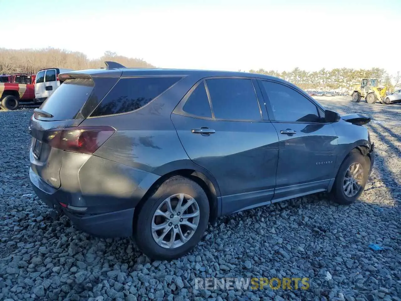 3 fotografías del automóvil dañado 2GNAXSEV4K6231579 CHEVROLET EQUINOX 2019