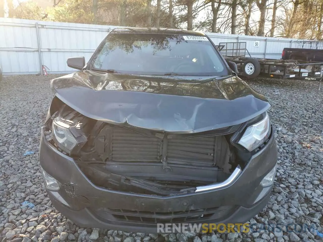 5 fotografías del automóvil dañado 2GNAXSEV4K6231579 CHEVROLET EQUINOX 2019