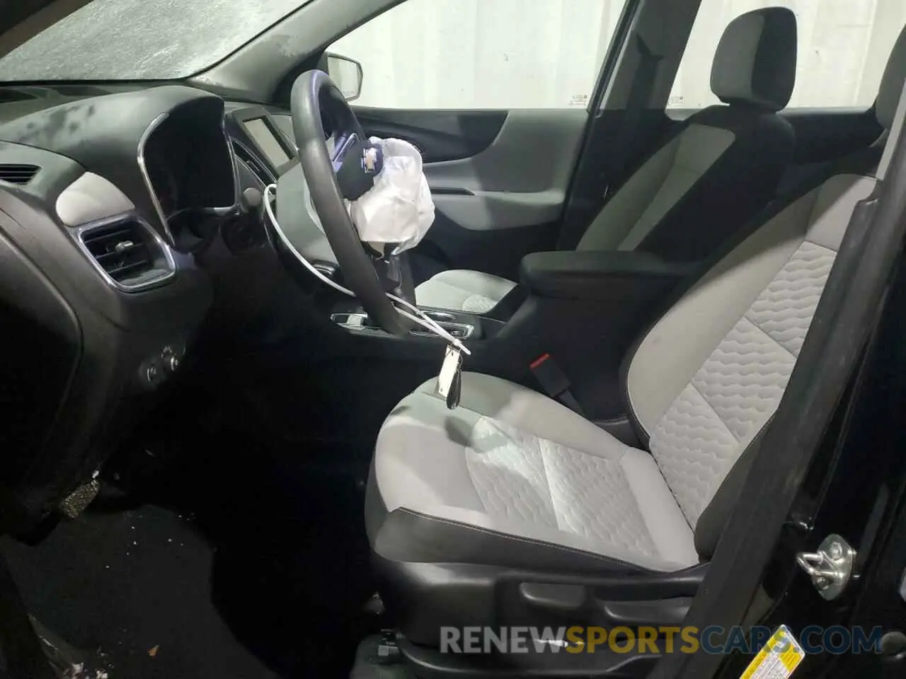 7 fotografías del automóvil dañado 2GNAXSEV8K6259174 CHEVROLET EQUINOX 2019