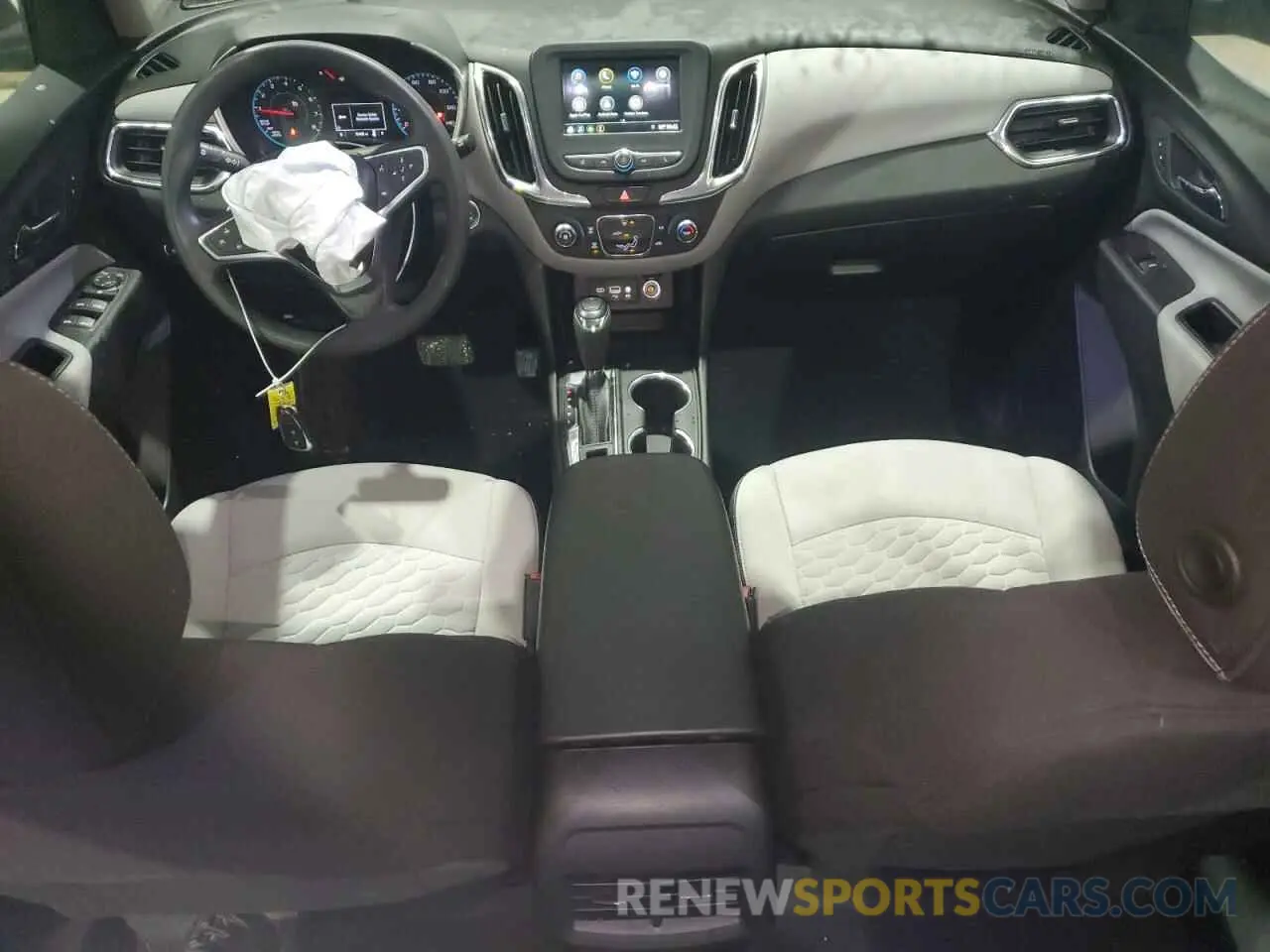 8 fotografías del automóvil dañado 2GNAXSEV8K6259174 CHEVROLET EQUINOX 2019