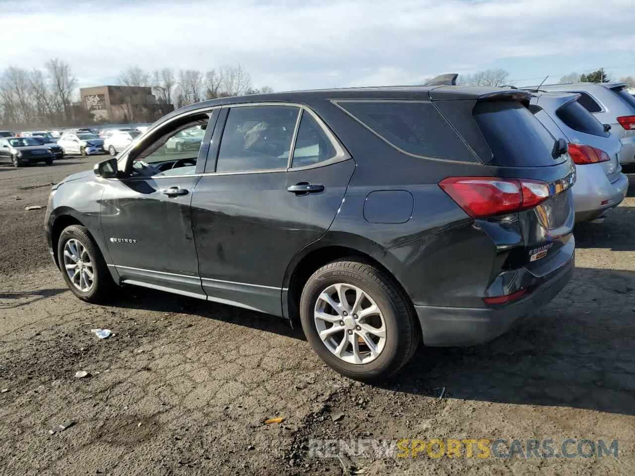 2 fotografías del automóvil dañado 2GNAXSEV9K6256123 CHEVROLET EQUINOX 2019