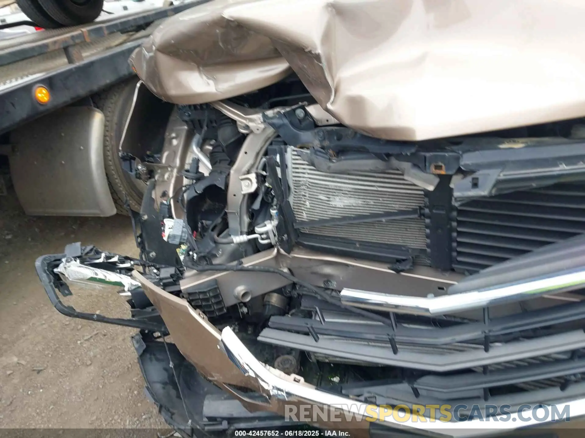 6 fotografías del automóvil dañado 2GNAXSEV9K6288151 CHEVROLET EQUINOX 2019