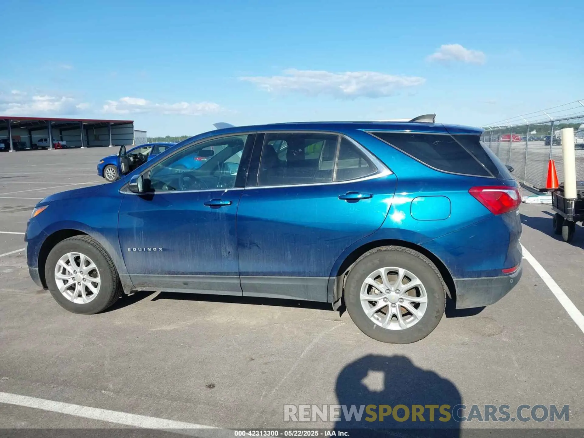 14 fotografías del automóvil dañado 2GNAXTEV0K6138242 CHEVROLET EQUINOX 2019