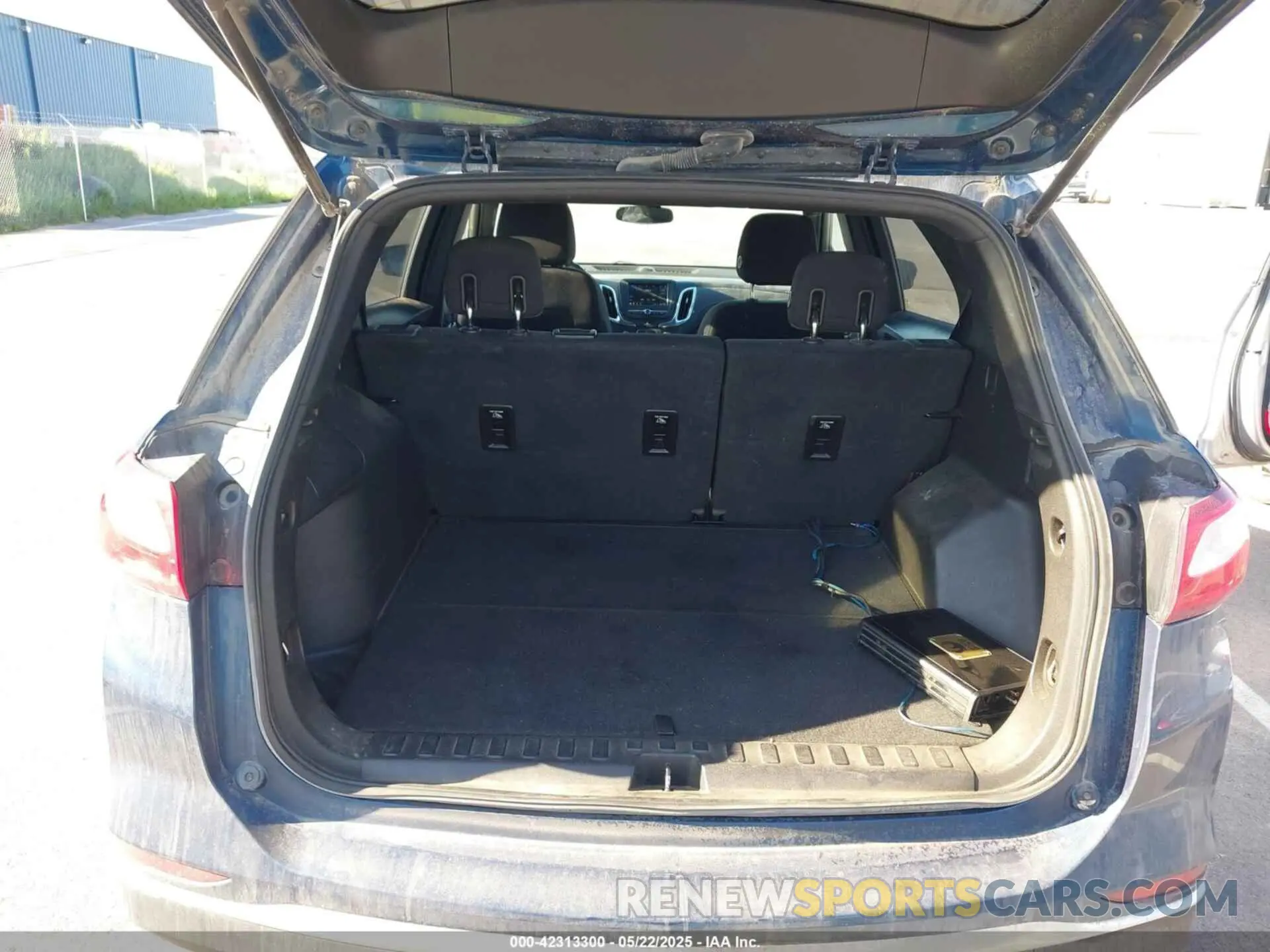 17 fotografías del automóvil dañado 2GNAXTEV0K6138242 CHEVROLET EQUINOX 2019