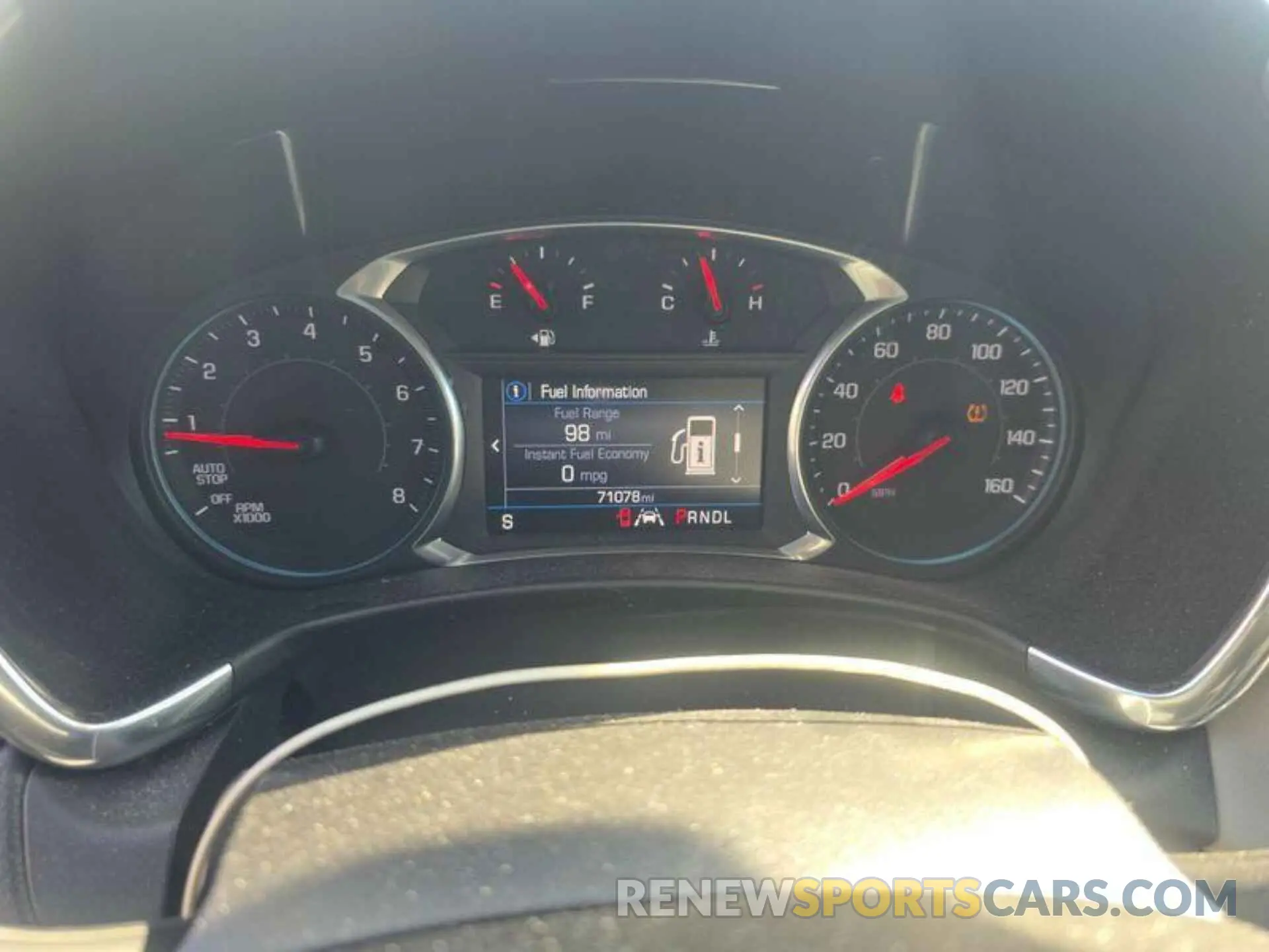 3 fotografías del automóvil dañado 2GNAXTEV0K6199638 CHEVROLET EQUINOX 2019