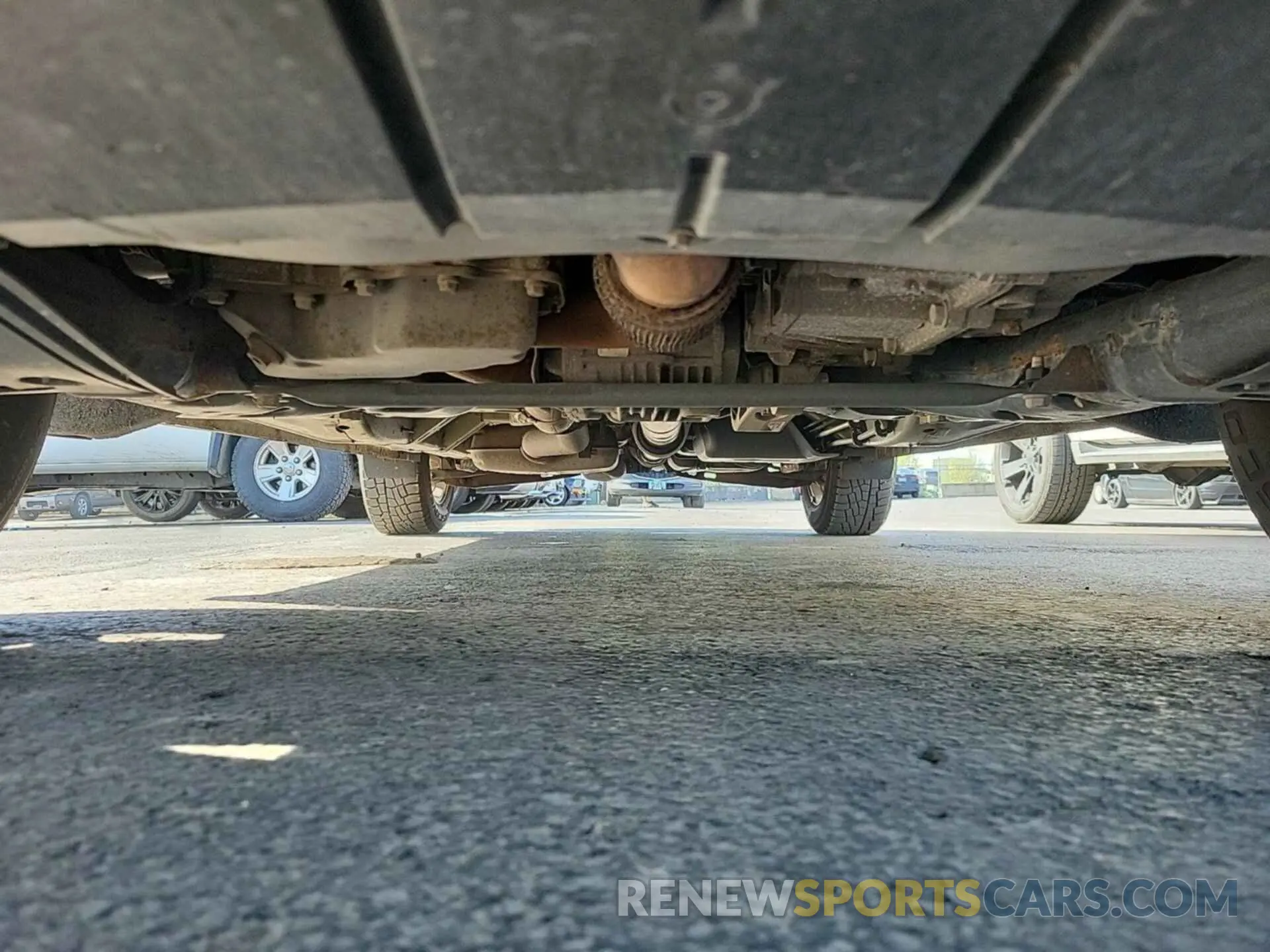 11 fotografías del automóvil dañado 2GNAXTEV0K6260759 CHEVROLET EQUINOX 2019