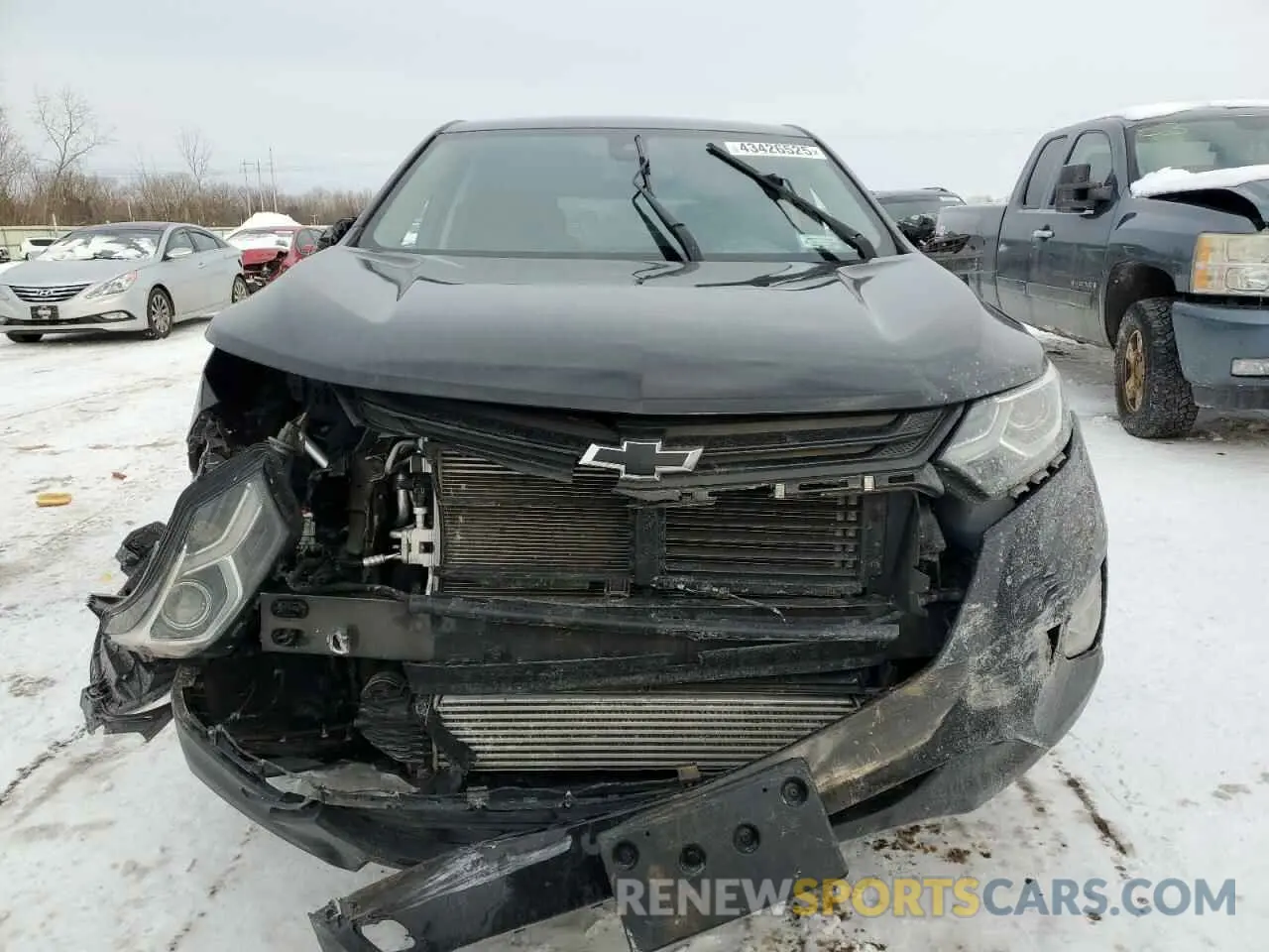 5 fotografías del automóvil dañado 2GNAXTEV0K6299545 CHEVROLET EQUINOX 2019