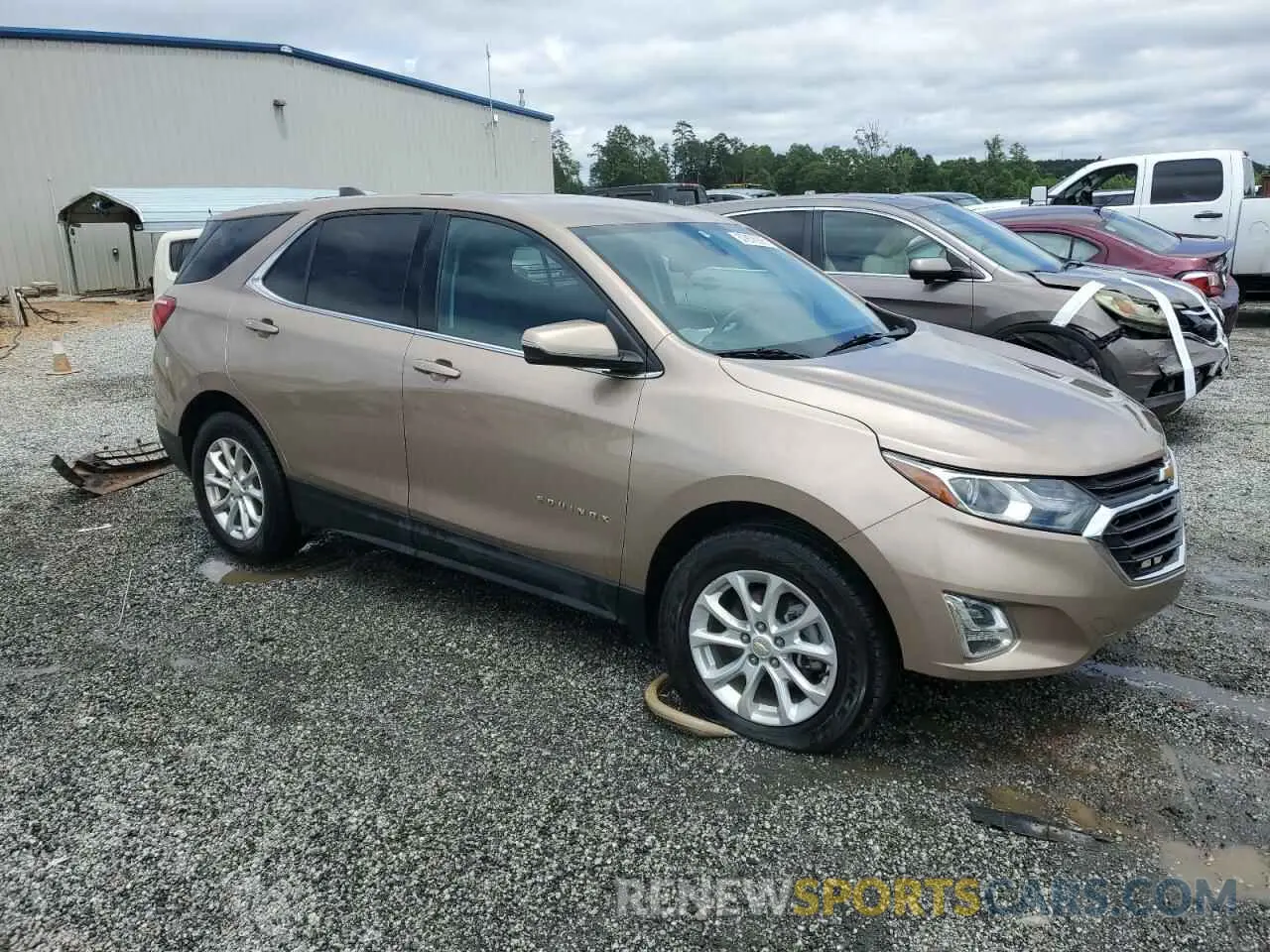 4 fotografías del automóvil dañado 2GNAXTEV4K6236514 CHEVROLET EQUINOX 2019