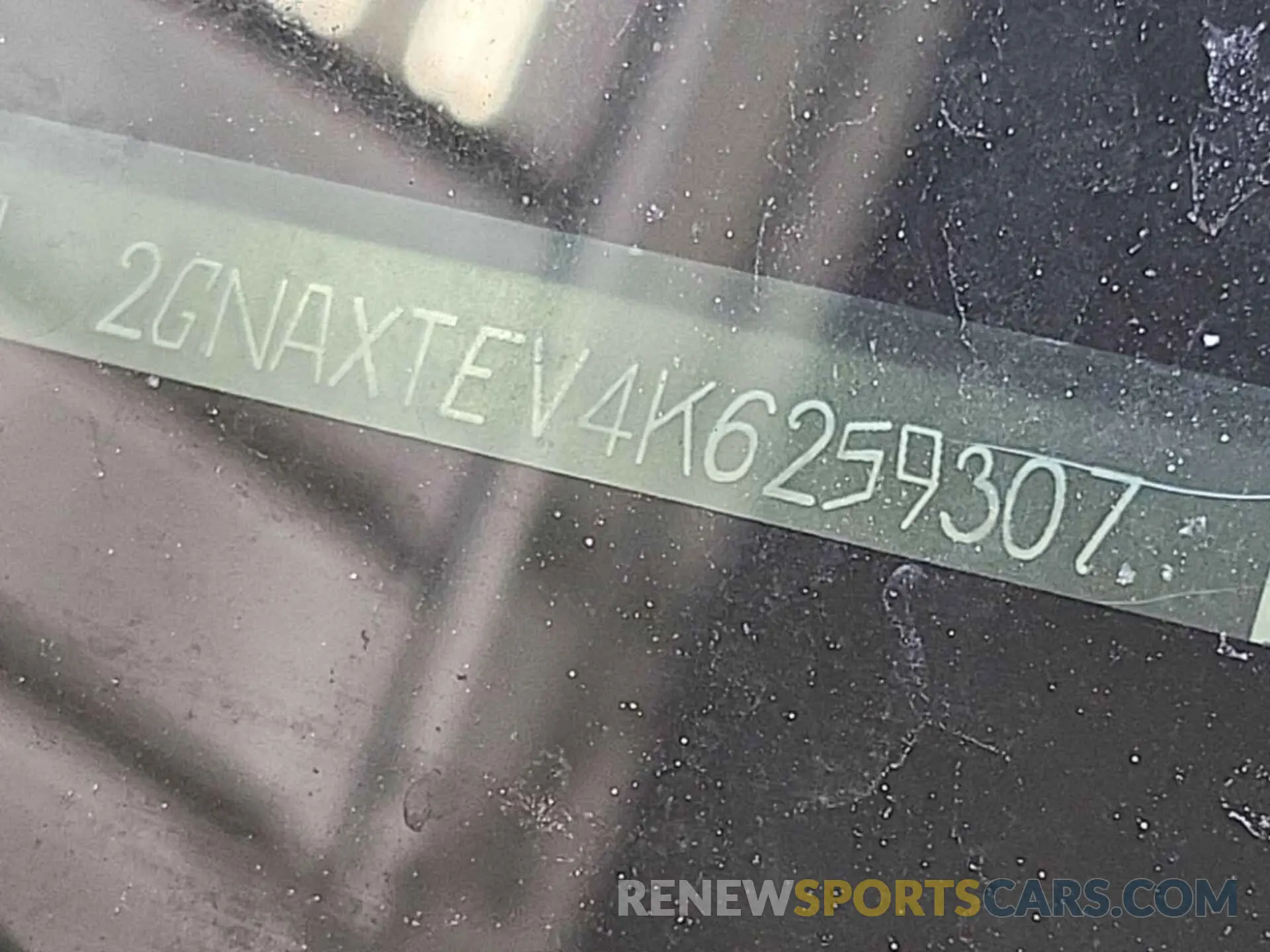 29 fotografías del automóvil dañado 2GNAXTEV4K6259307 CHEVROLET EQUINOX 2019