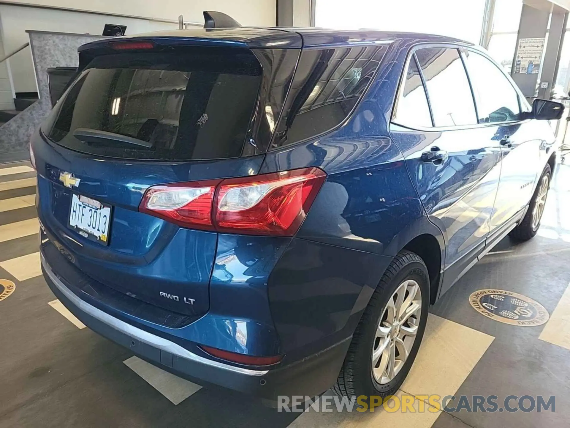 6 fotografías del automóvil dañado 2GNAXTEV4K6259307 CHEVROLET EQUINOX 2019