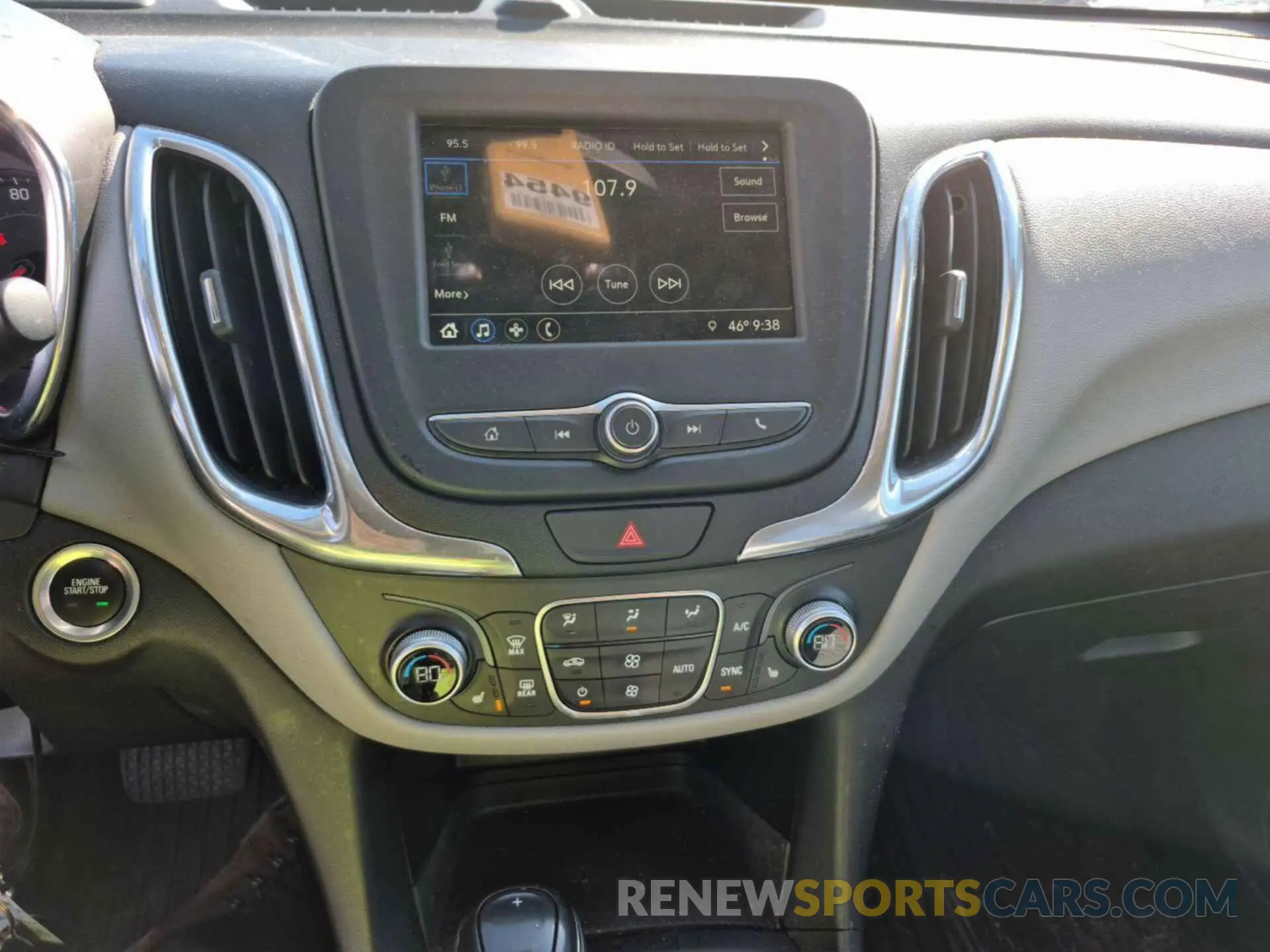 18 fotografías del automóvil dañado 2GNAXTEV5K6257873 CHEVROLET EQUINOX 2019