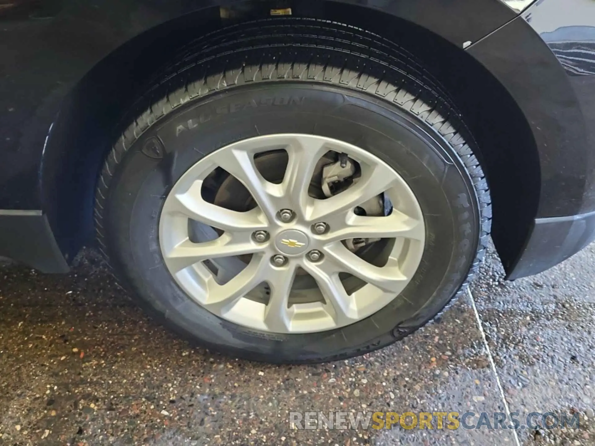 24 fotografías del automóvil dañado 2GNAXTEV6K6166188 CHEVROLET EQUINOX 2019