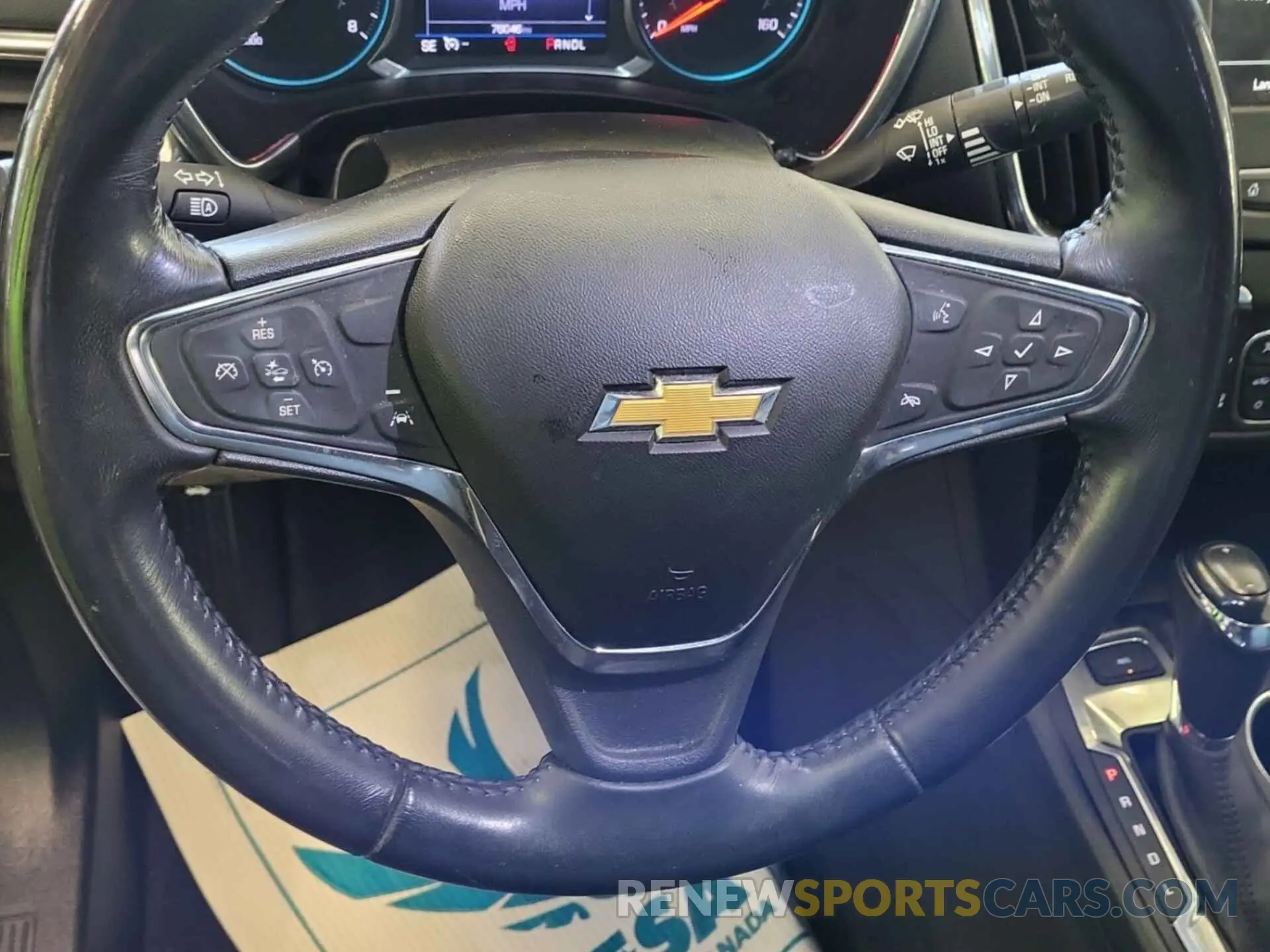 8 fotografías del automóvil dañado 2GNAXTEV6K6166188 CHEVROLET EQUINOX 2019