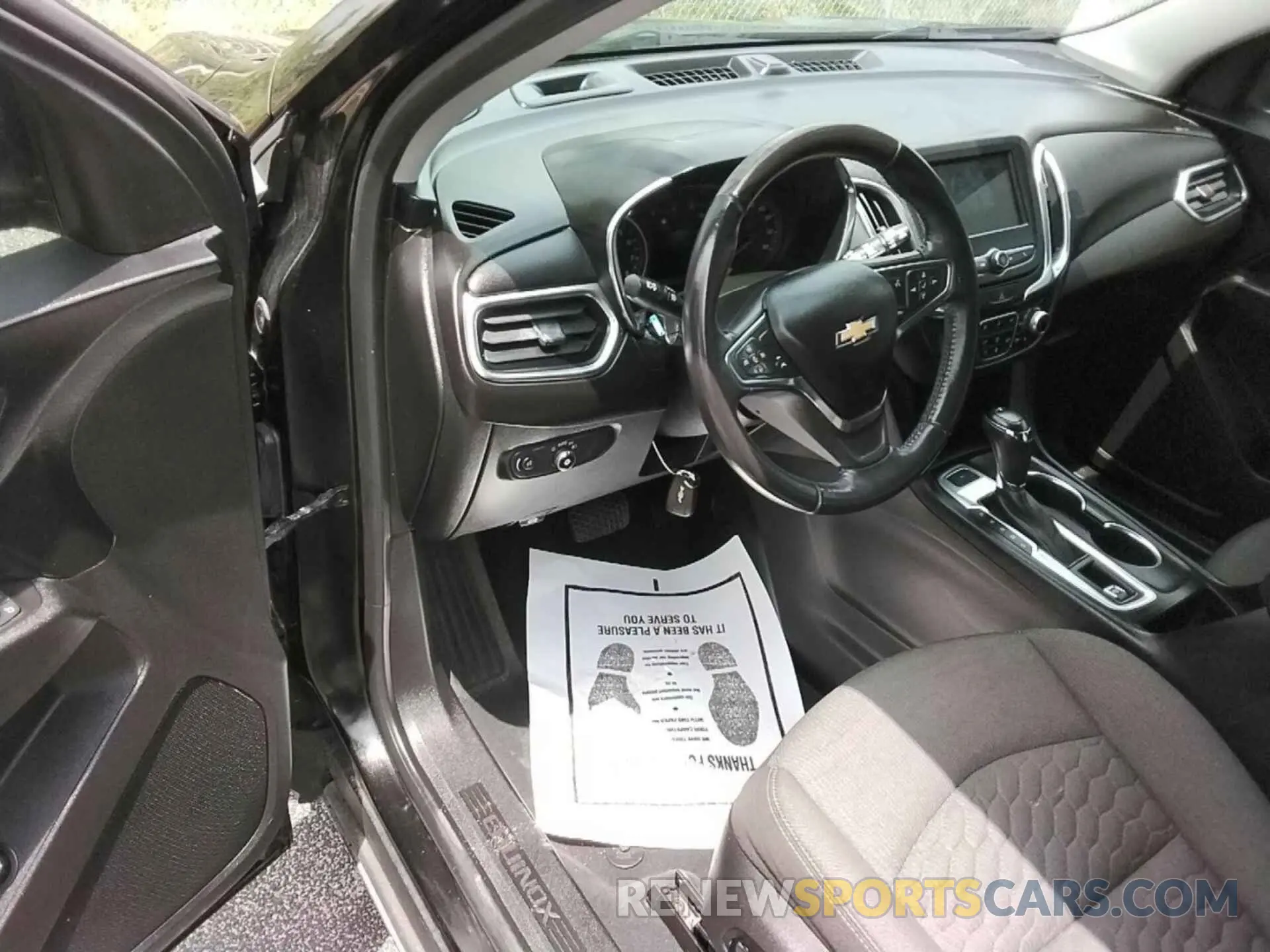 20 fotografías del automóvil dañado 2GNAXTEV6K6258742 CHEVROLET EQUINOX 2019