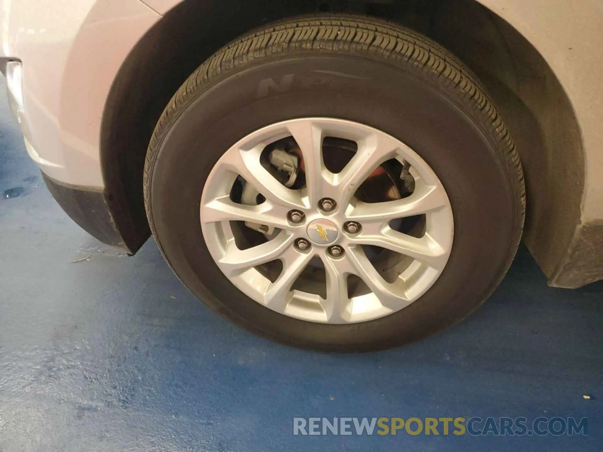 4 fotografías del automóvil dañado 2GNAXTEV6K6260331 CHEVROLET EQUINOX 2019