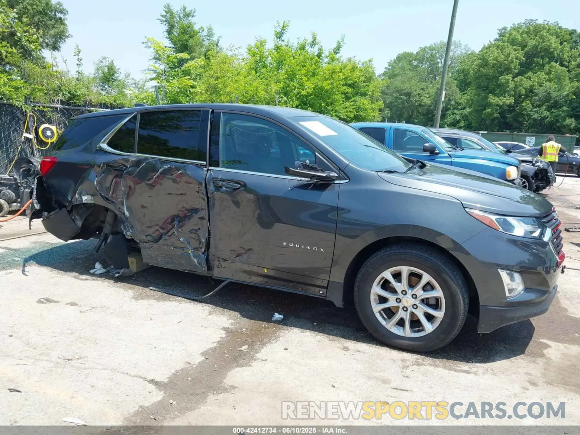 13 fotografías del automóvil dañado 2GNAXTEV6K6267473 CHEVROLET EQUINOX 2019