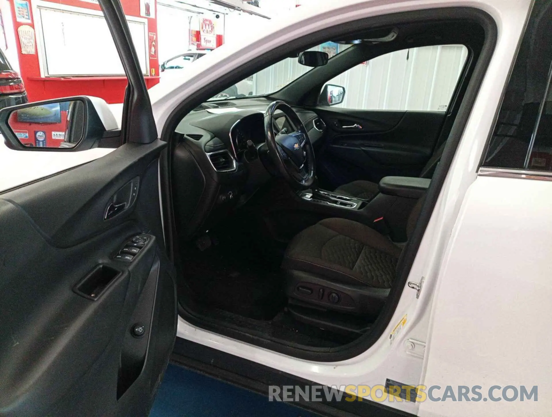 13 fotografías del automóvil dañado 2GNAXTEV7K6163705 CHEVROLET EQUINOX 2019