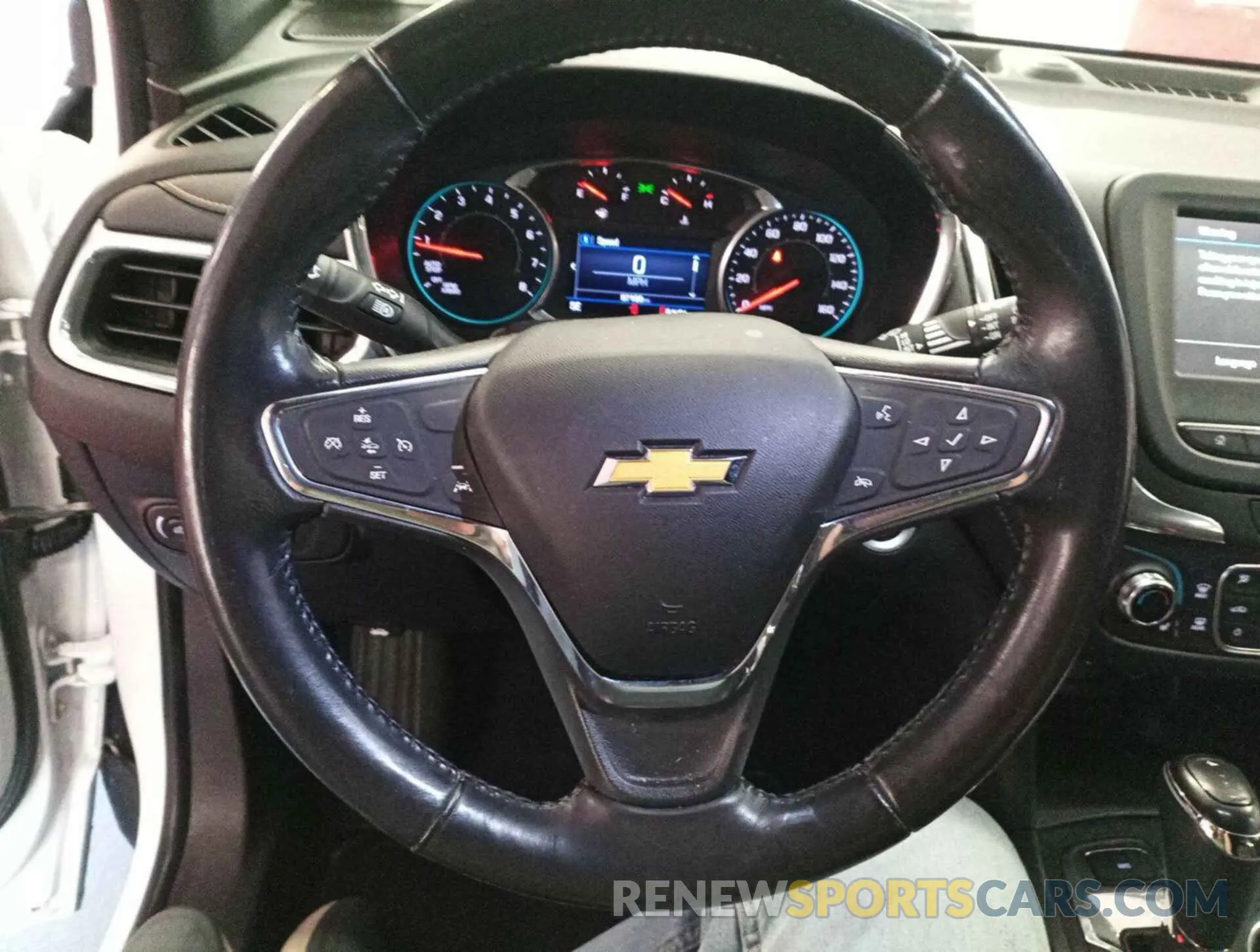 9 fotografías del automóvil dañado 2GNAXTEV7K6163705 CHEVROLET EQUINOX 2019