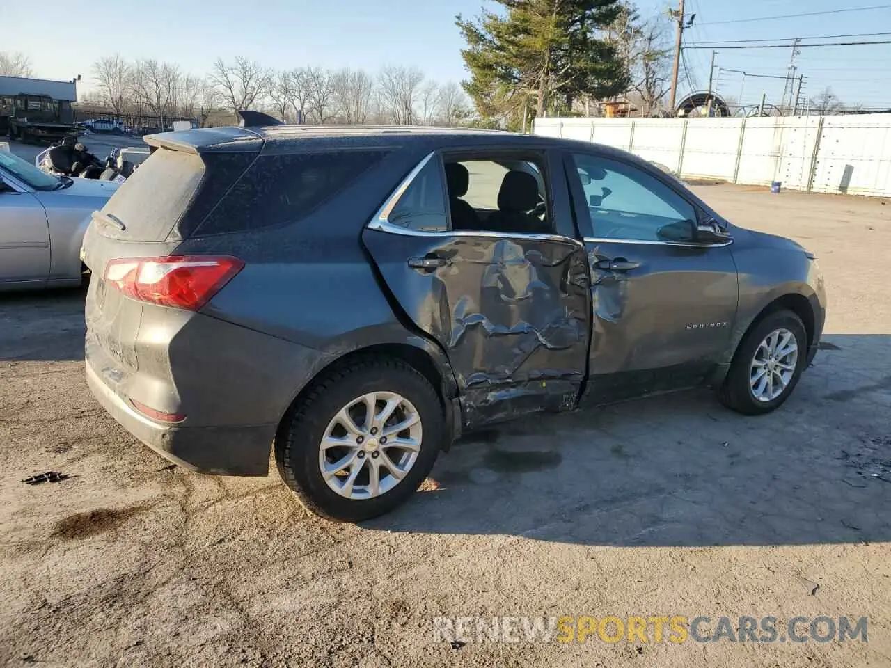 3 fotografías del automóvil dañado 2GNAXTEV8K6142135 CHEVROLET EQUINOX 2019