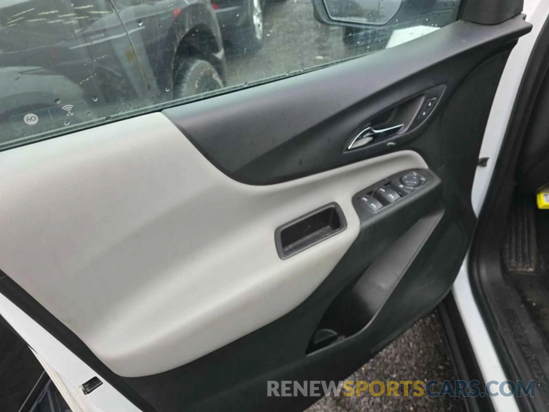 15 fotografías del automóvil dañado 2GNAXTEV8K6219425 CHEVROLET EQUINOX 2019