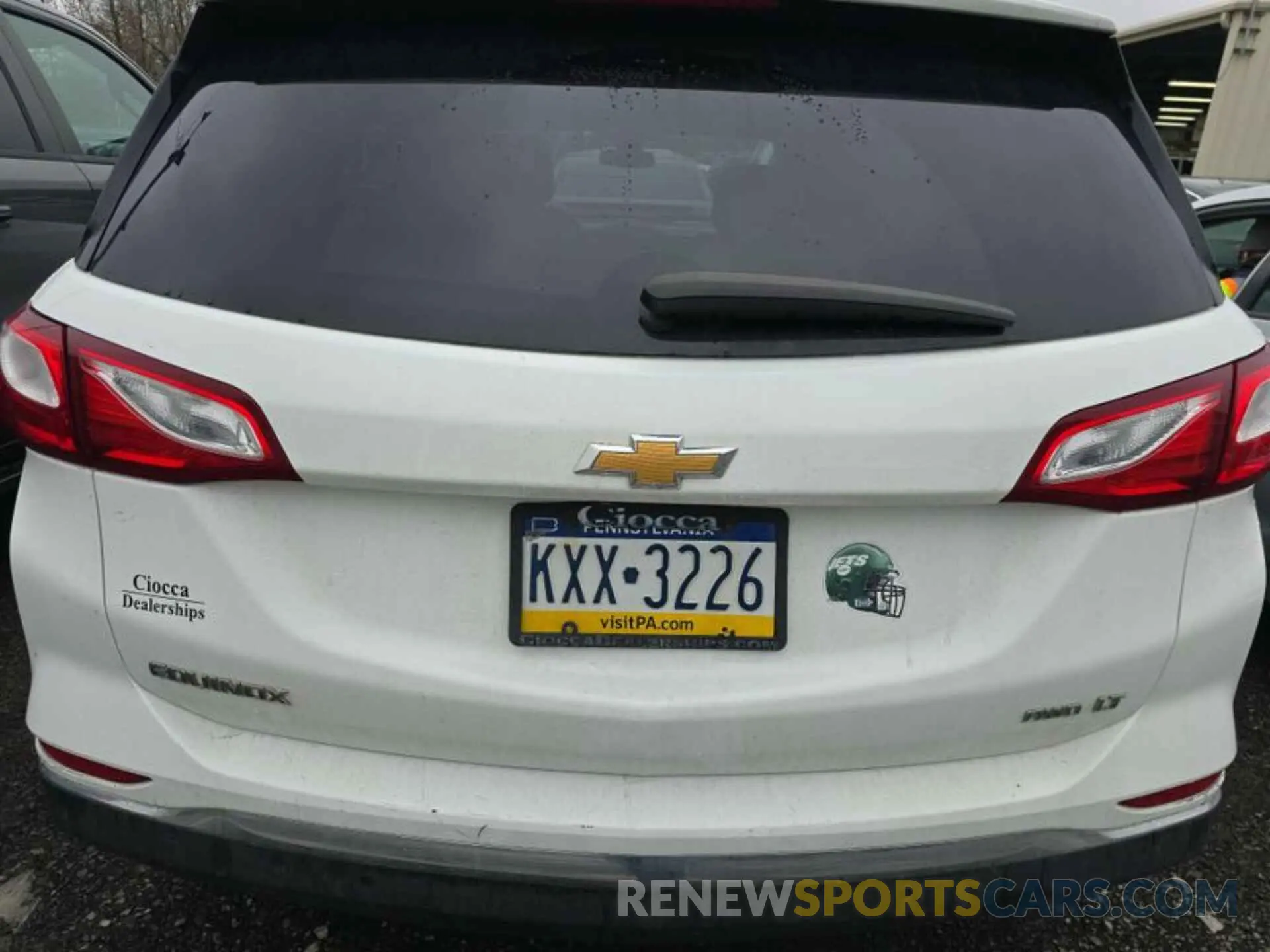 8 fotografías del automóvil dañado 2GNAXTEV8K6219425 CHEVROLET EQUINOX 2019