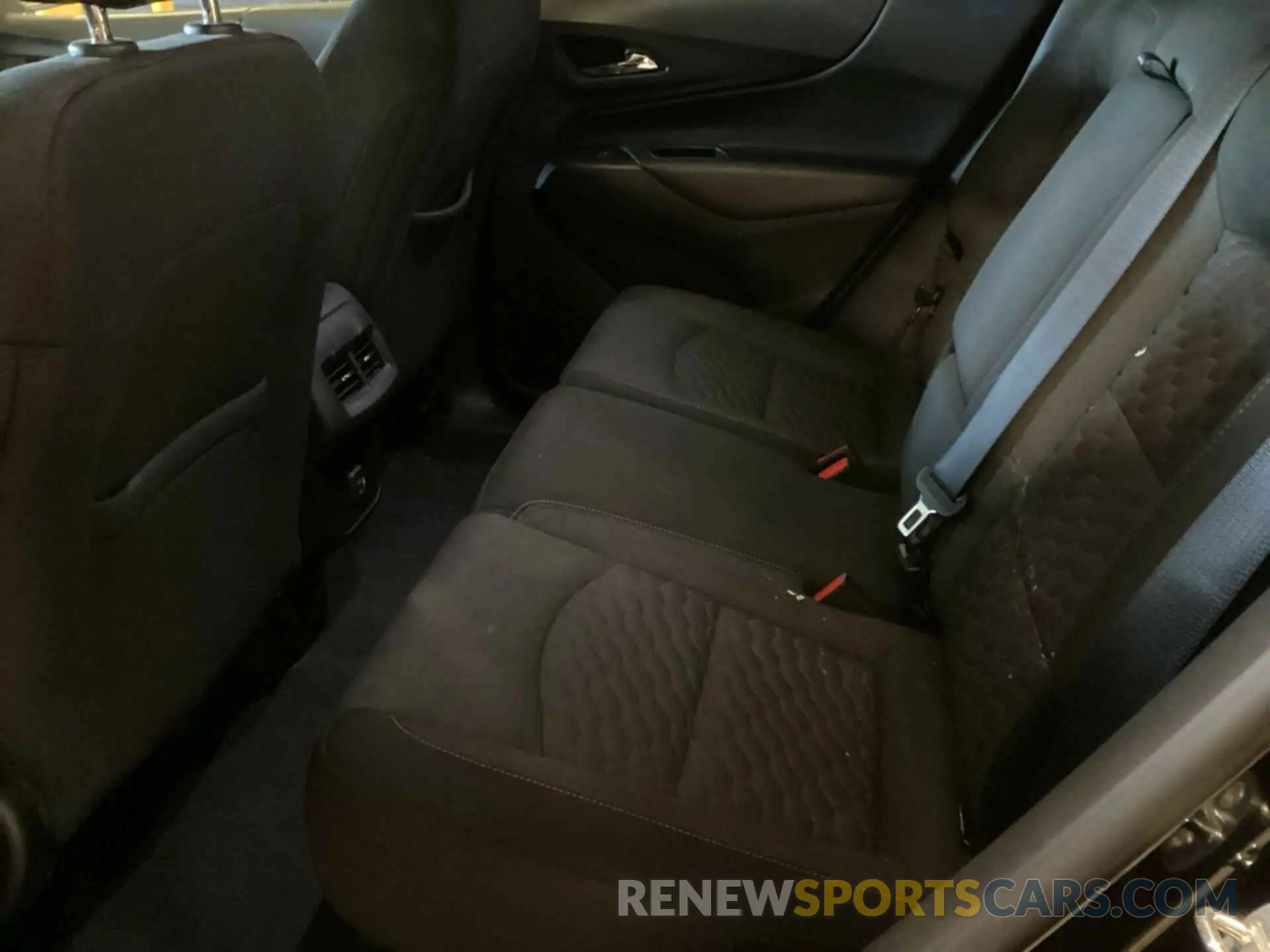 14 fotografías del automóvil dañado 2GNAXTEV9K6165388 CHEVROLET EQUINOX 2019