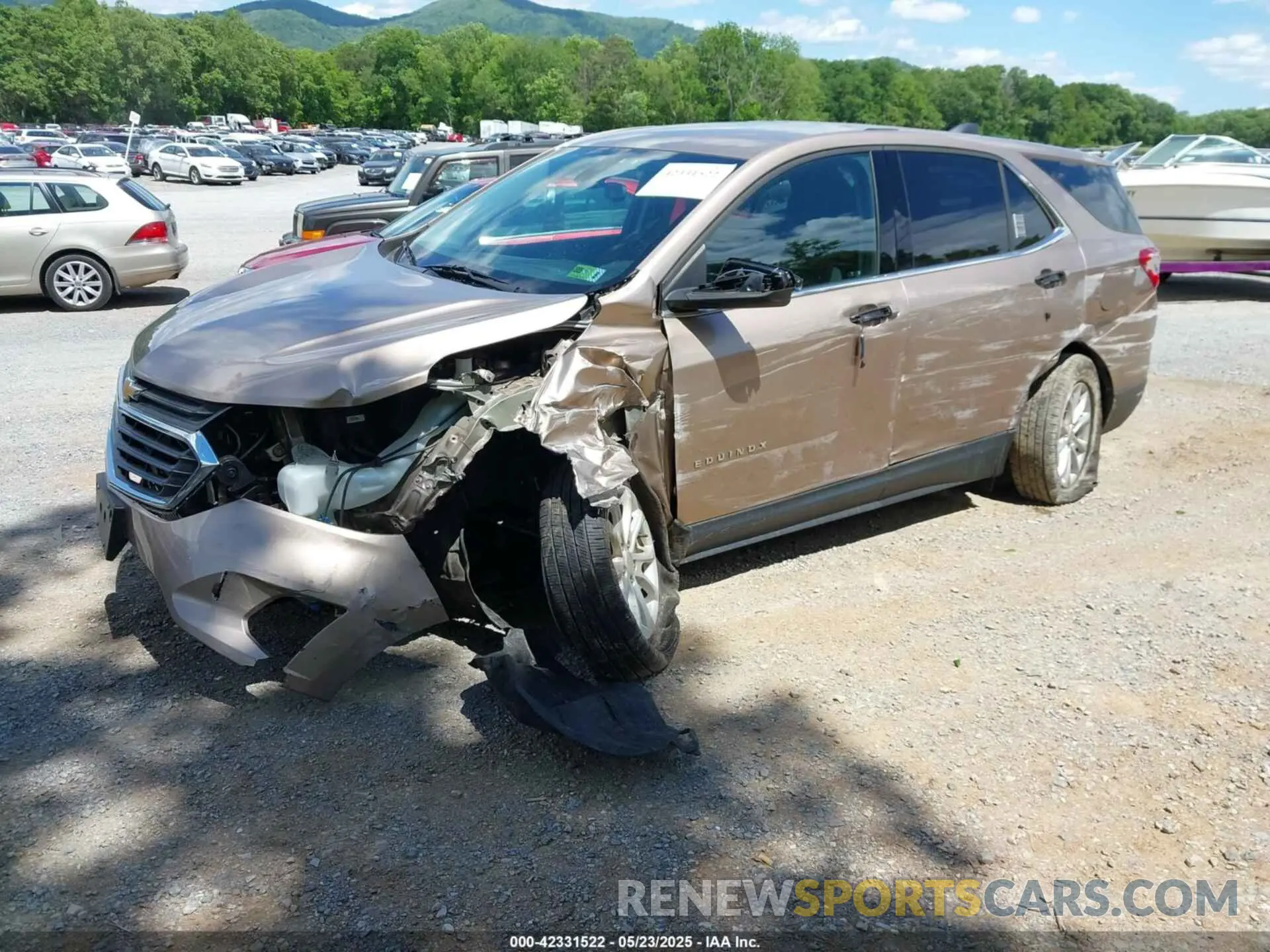 2 fotografías del automóvil dañado 2GNAXTEVXK6232662 CHEVROLET EQUINOX 2019