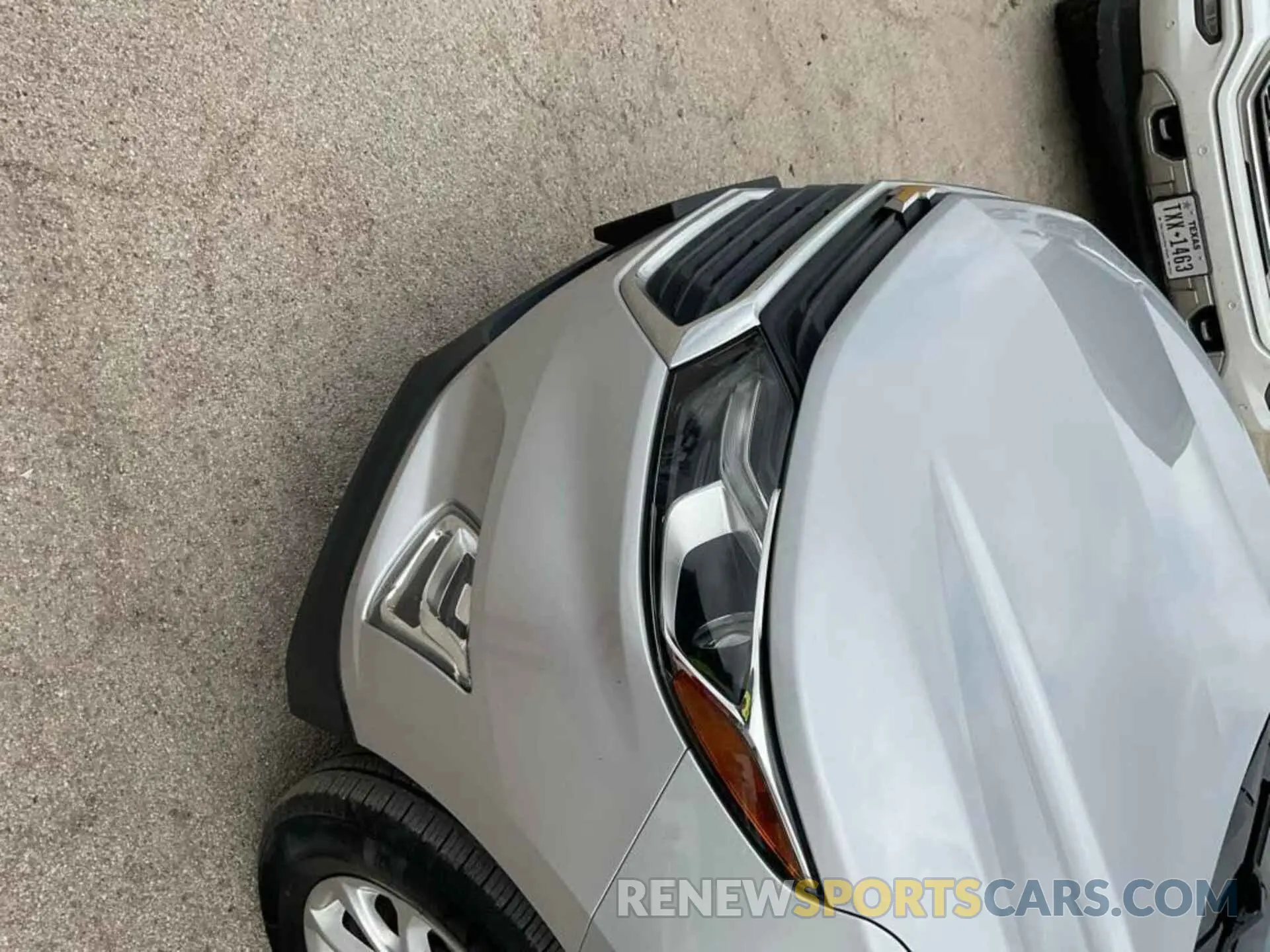2 fotografías del automóvil dañado 2GNAXTEVXK6276015 CHEVROLET EQUINOX 2019