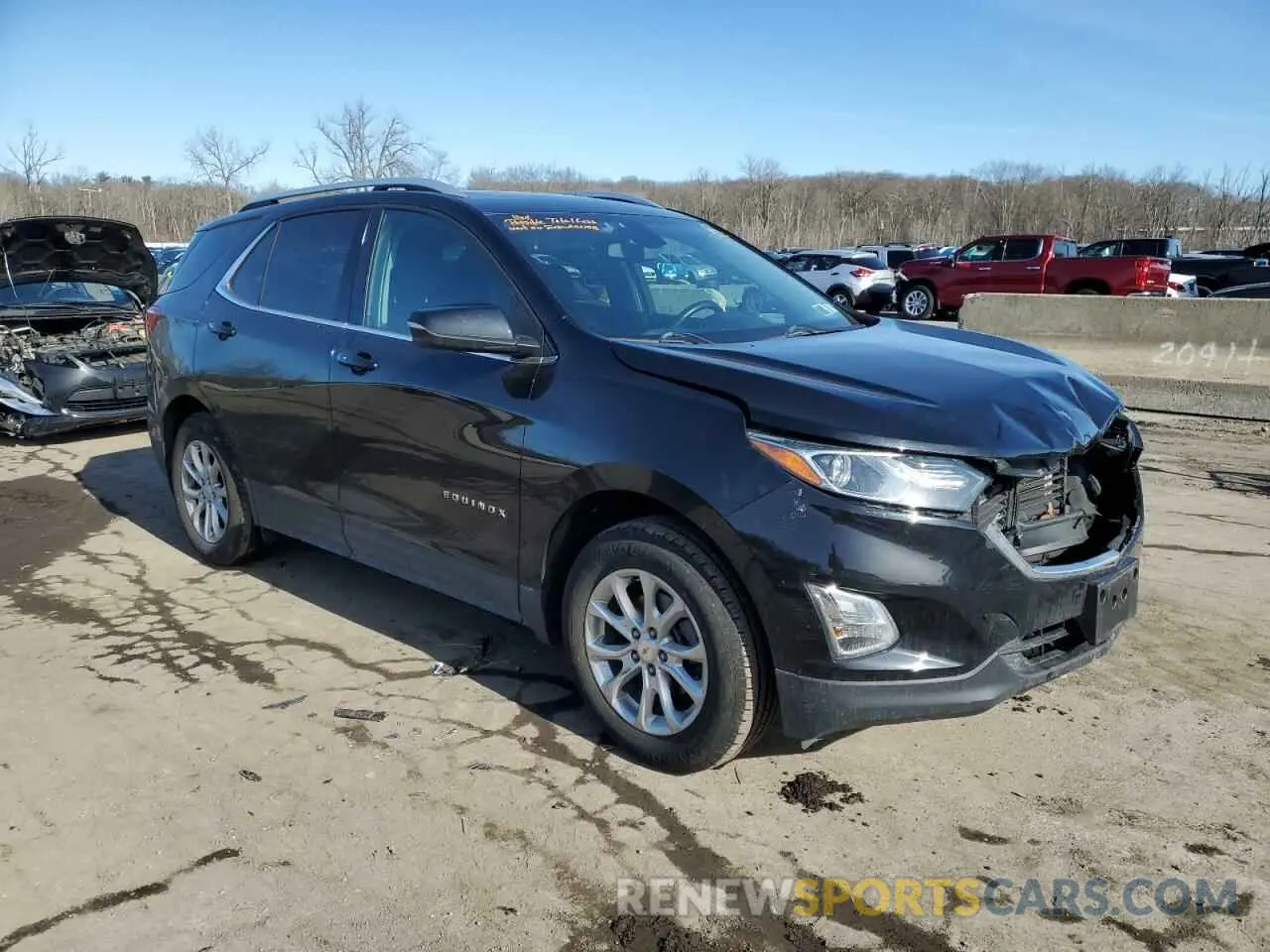 4 fotografías del automóvil dañado 2GNAXUEV0K6138893 CHEVROLET EQUINOX 2019