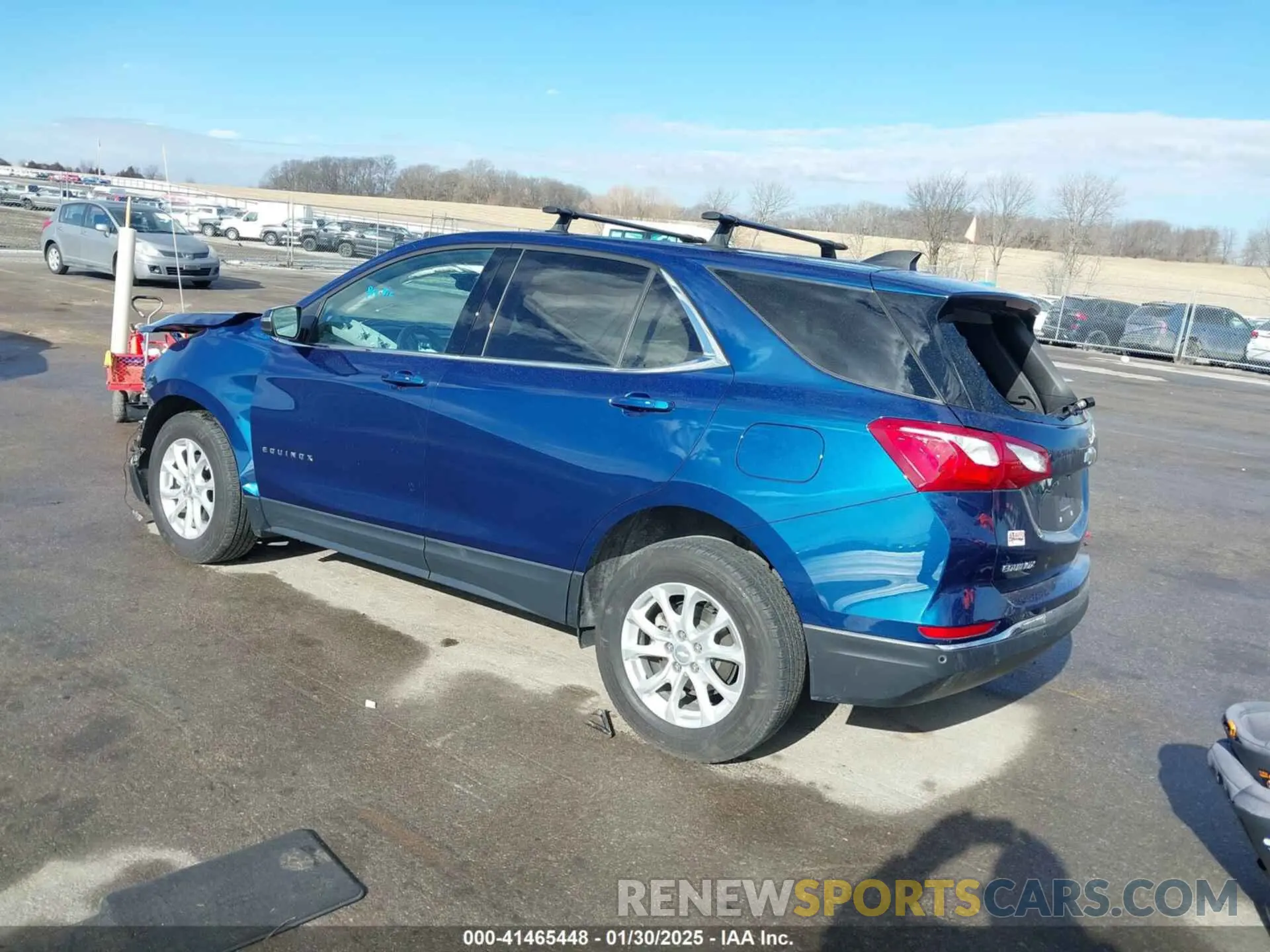 3 fotografías del automóvil dañado 2GNAXUEV0K6192954 CHEVROLET EQUINOX 2019