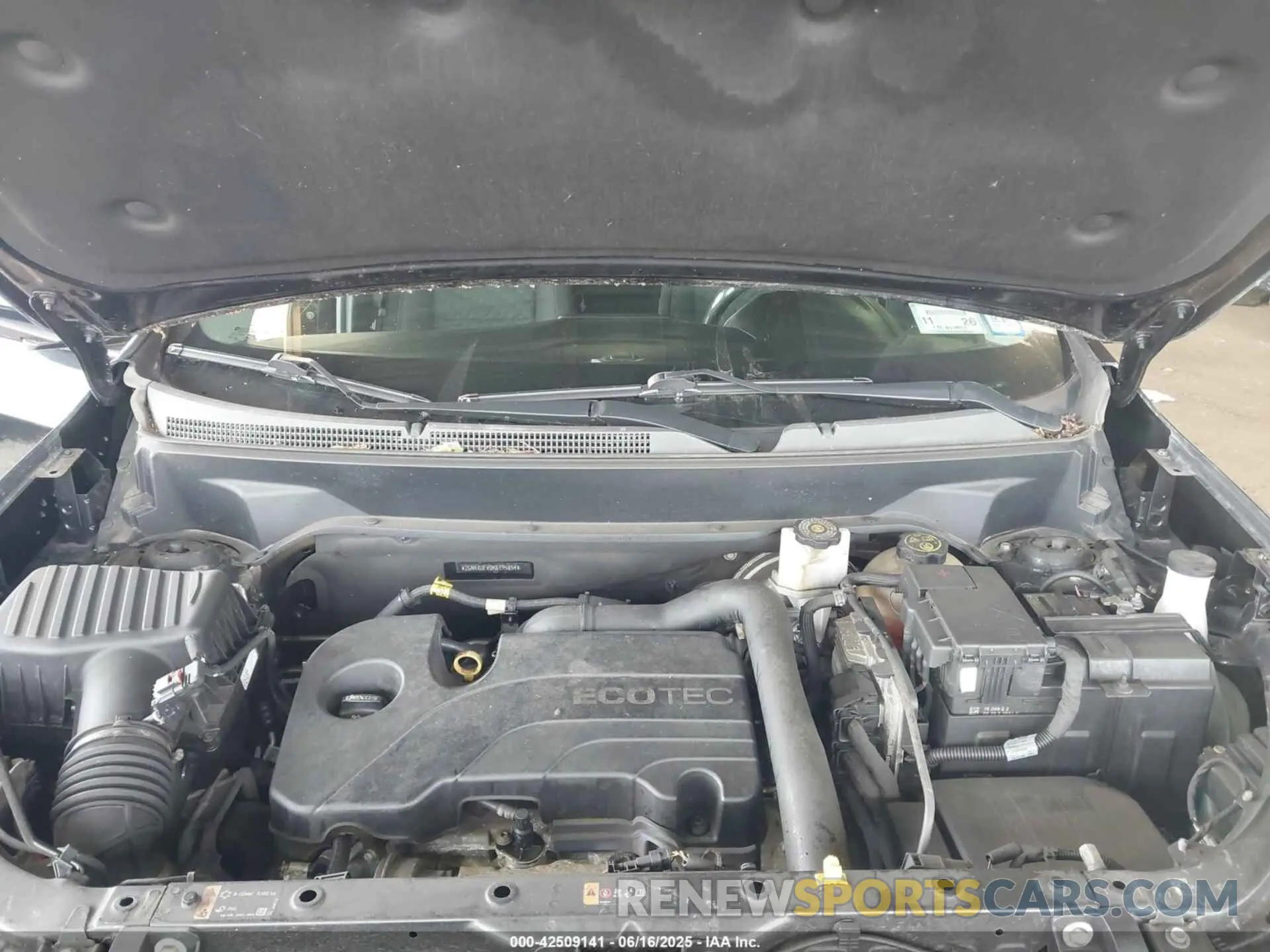 10 fotografías del automóvil dañado 2GNAXUEV0K6195854 CHEVROLET EQUINOX 2019