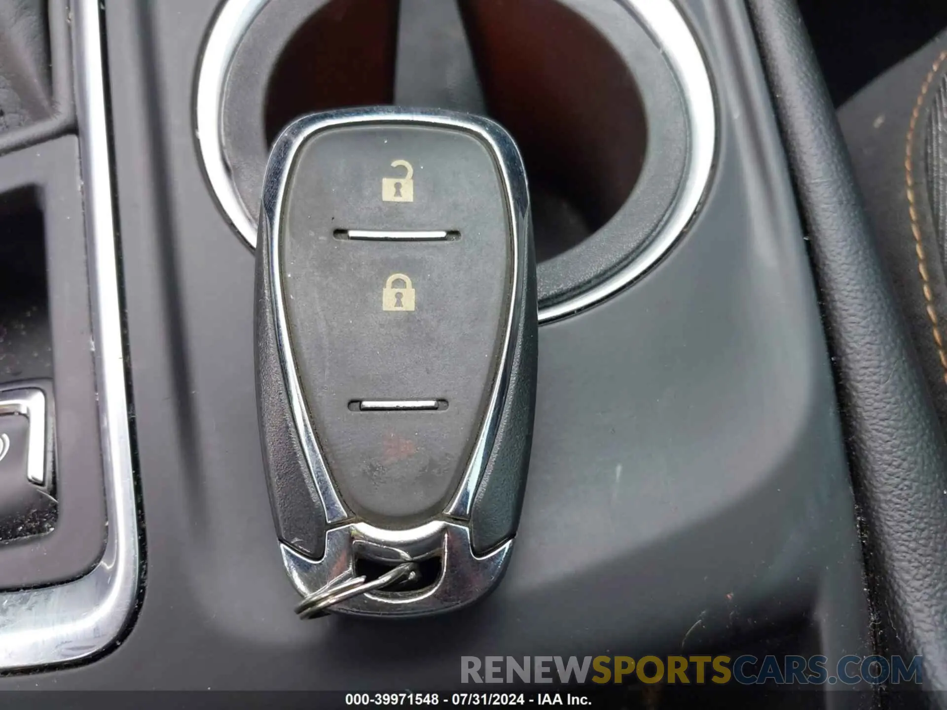 11 fotografías del automóvil dañado 2GNAXUEV1K6116045 CHEVROLET EQUINOX 2019