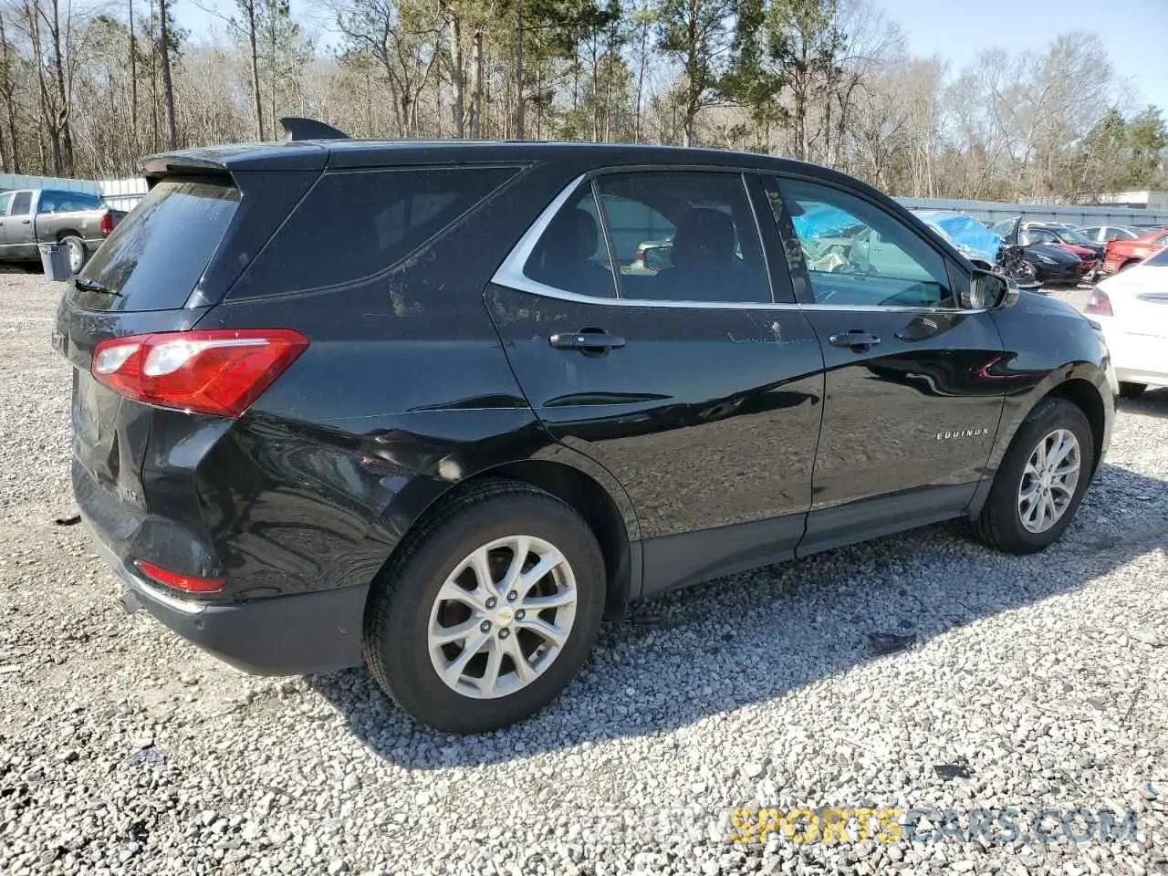 3 fotografías del automóvil dañado 2GNAXUEV1K6232782 CHEVROLET EQUINOX 2019