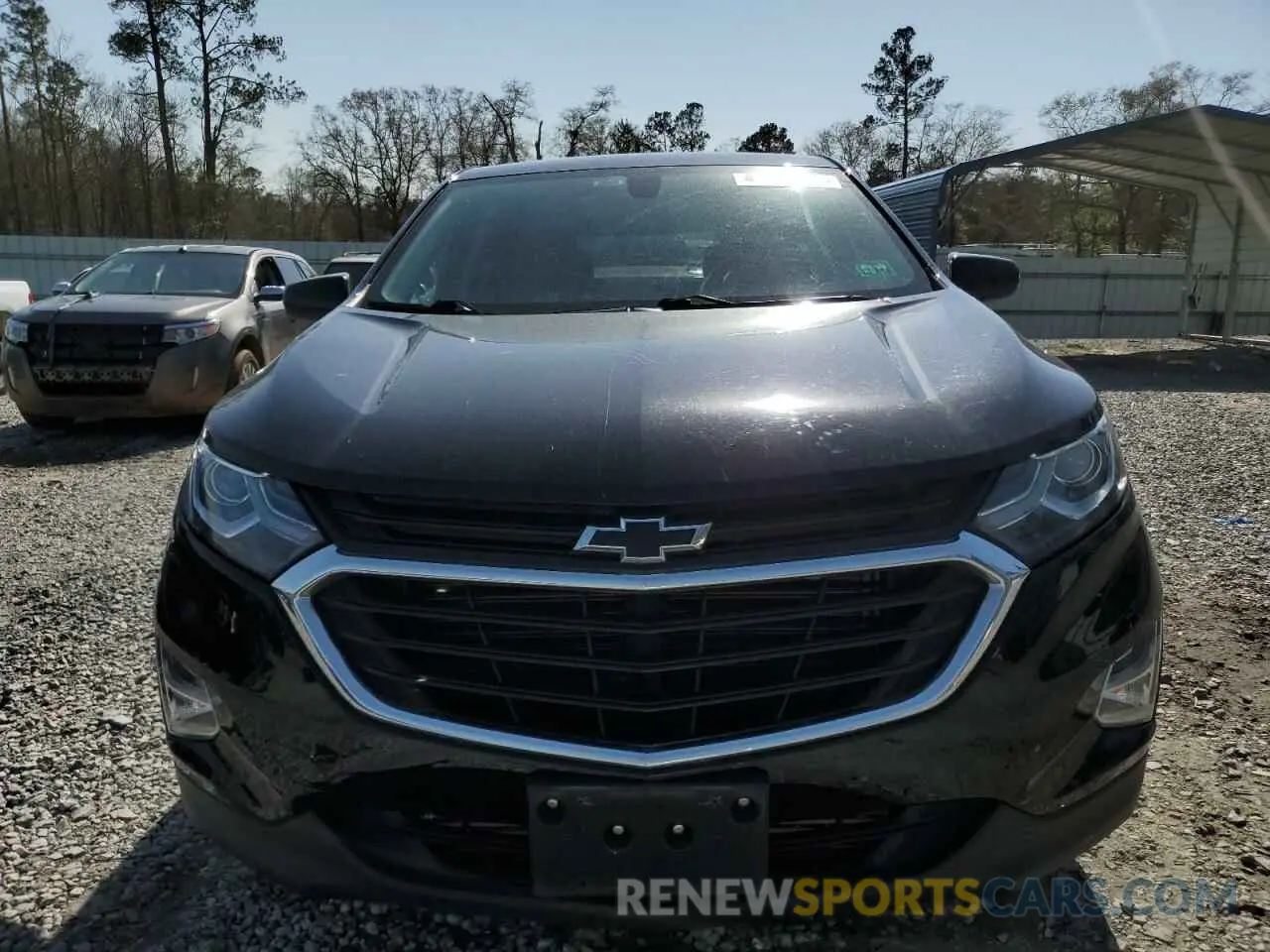 5 fotografías del automóvil dañado 2GNAXUEV1K6232782 CHEVROLET EQUINOX 2019
