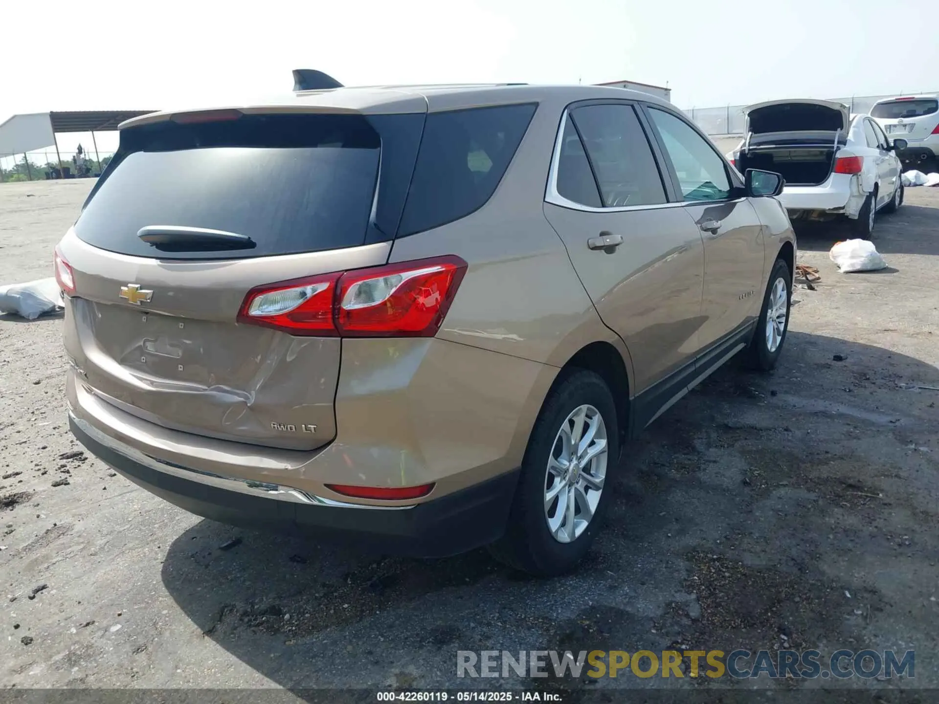 4 fotografías del automóvil dañado 2GNAXUEV1K6237013 CHEVROLET EQUINOX 2019