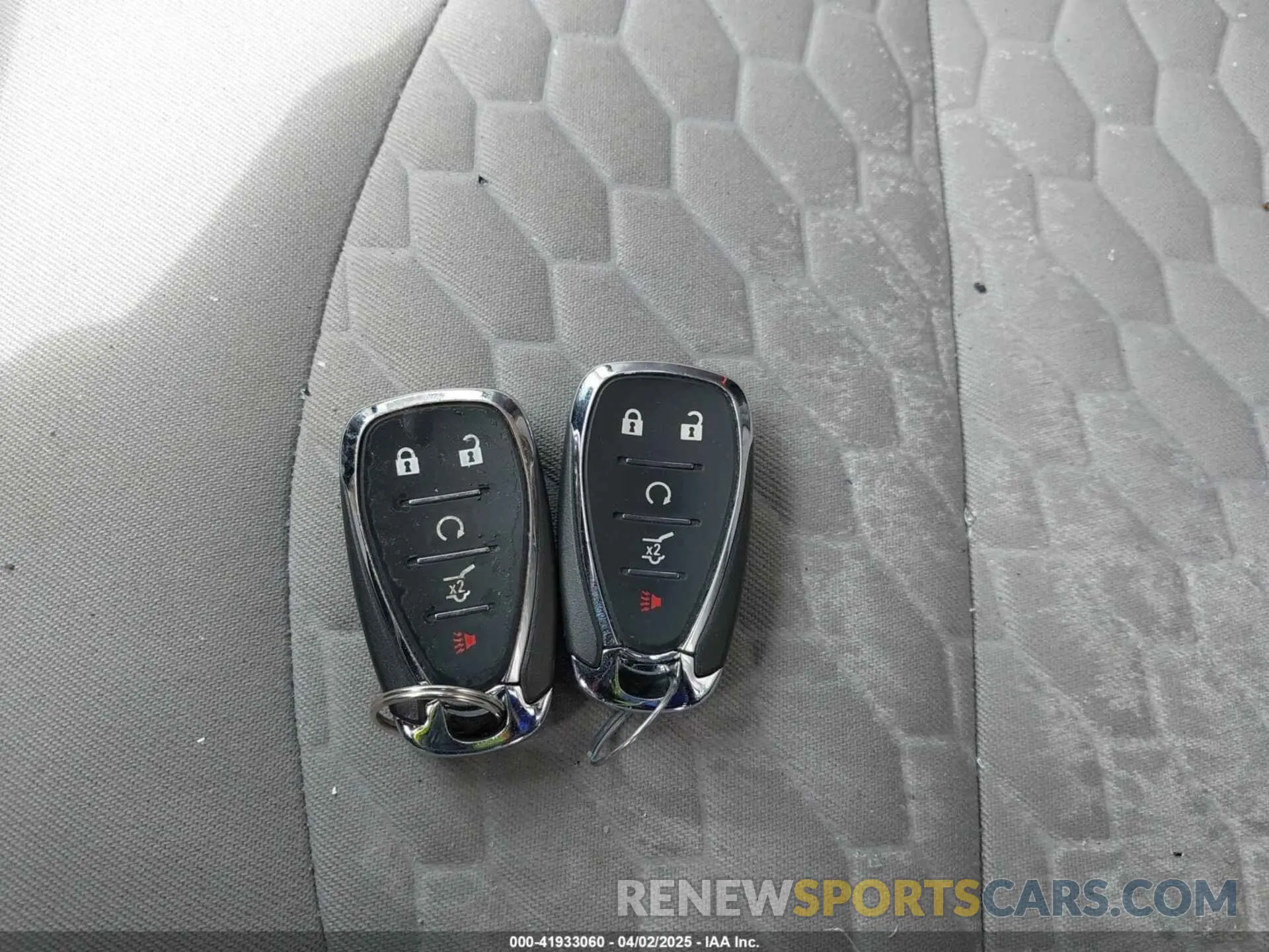 11 fotografías del automóvil dañado 2GNAXUEV1K6269623 CHEVROLET EQUINOX 2019