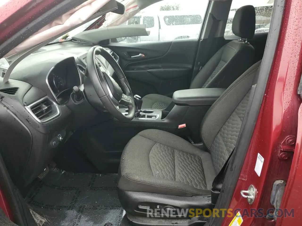 7 fotografías del automóvil dañado 2GNAXUEV1K6284008 CHEVROLET EQUINOX 2019