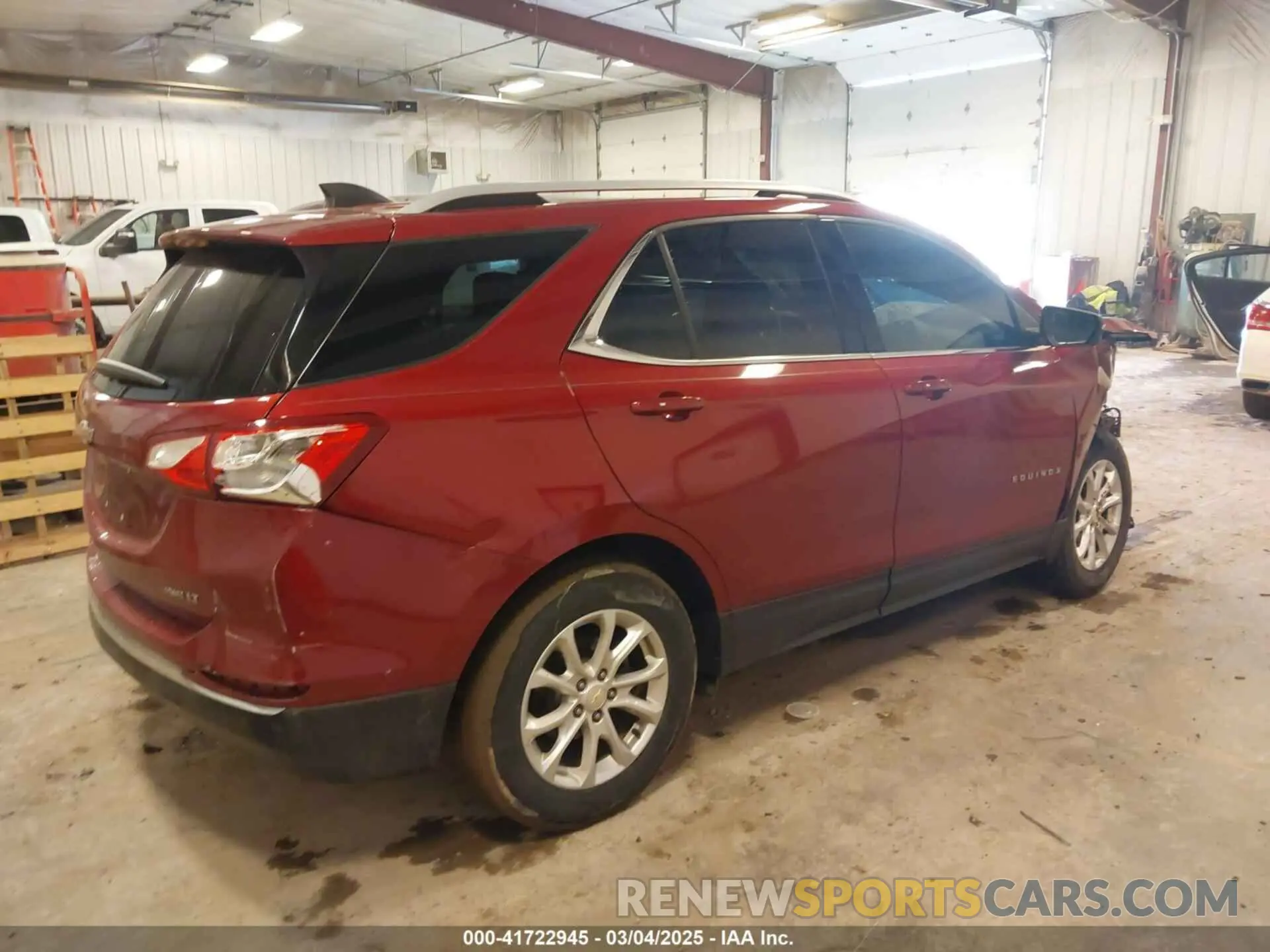 4 fotografías del automóvil dañado 2GNAXUEV2K6112697 CHEVROLET EQUINOX 2019