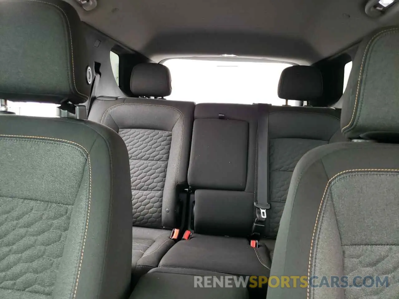 10 fotografías del automóvil dañado 2GNAXUEV2K6227025 CHEVROLET EQUINOX 2019