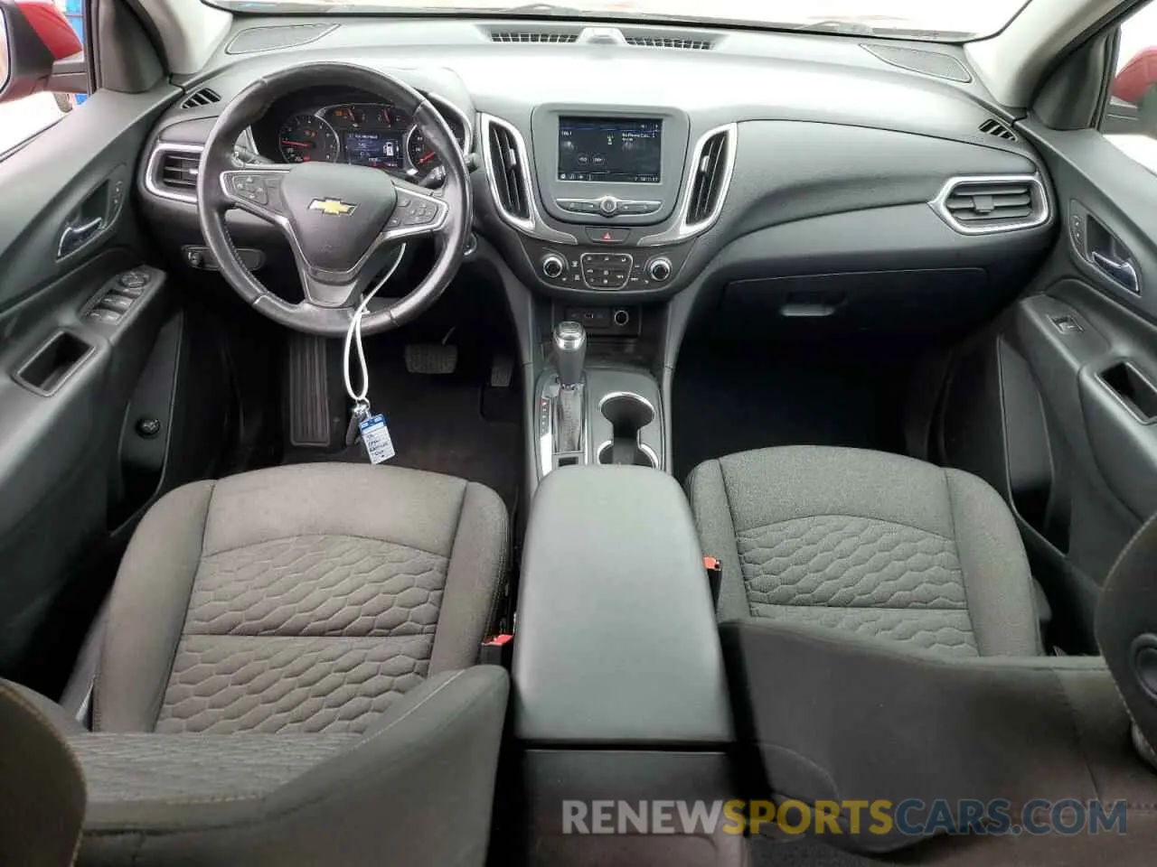8 fotografías del automóvil dañado 2GNAXUEV2K6278900 CHEVROLET EQUINOX 2019