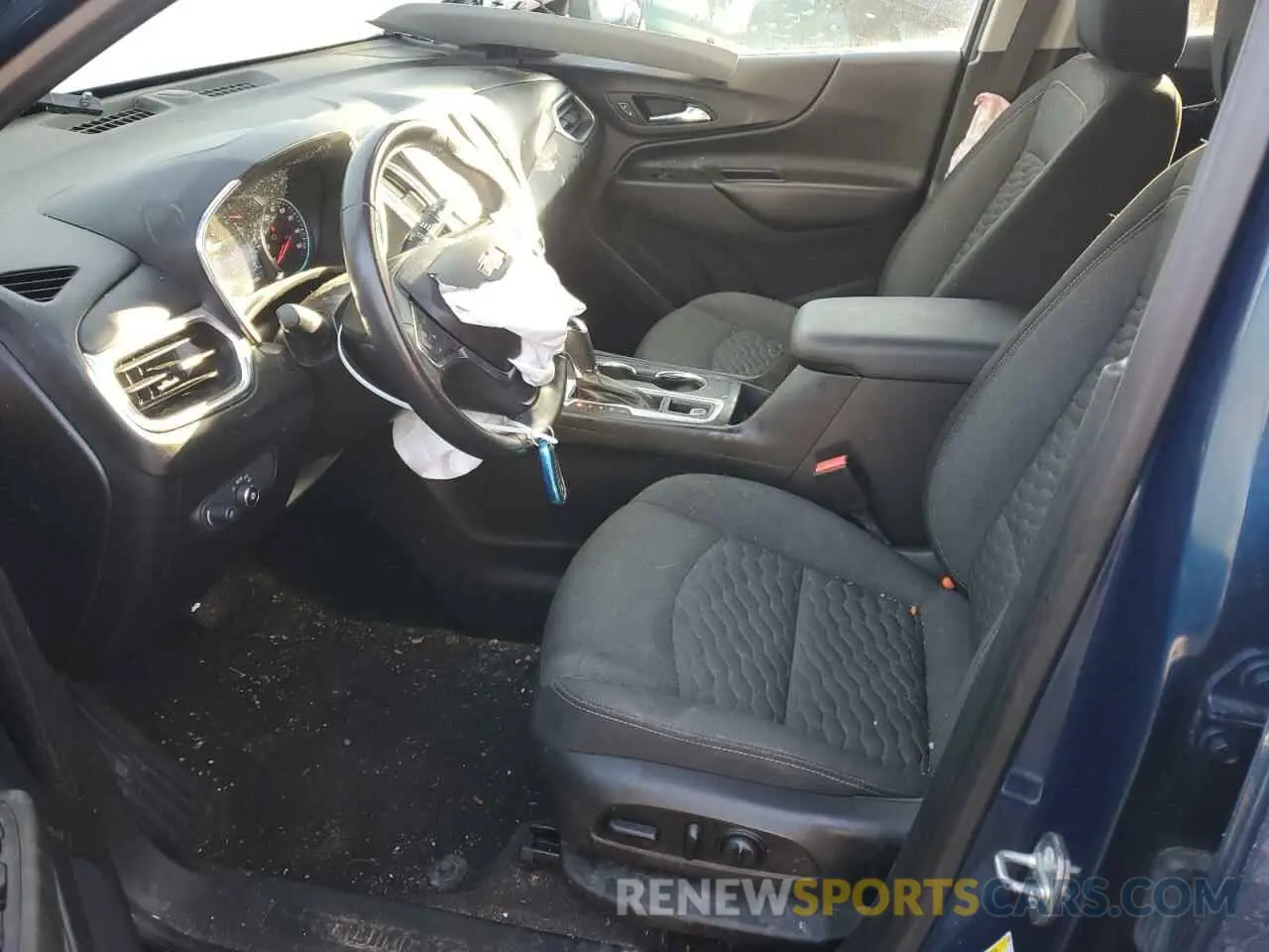 7 fotografías del automóvil dañado 2GNAXUEV3K6104883 CHEVROLET EQUINOX 2019