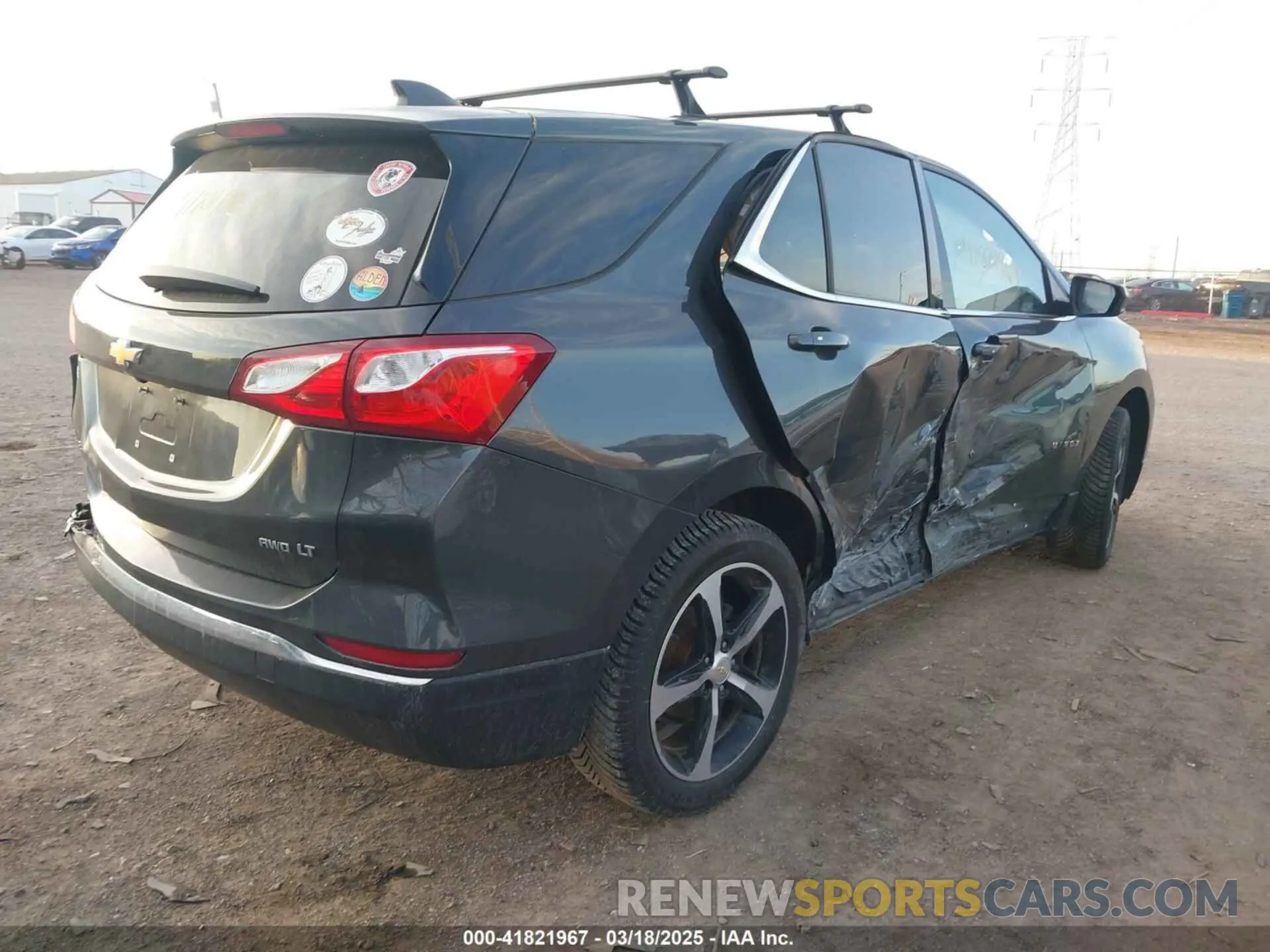 4 fotografías del automóvil dañado 2GNAXUEV3K6129735 CHEVROLET EQUINOX 2019