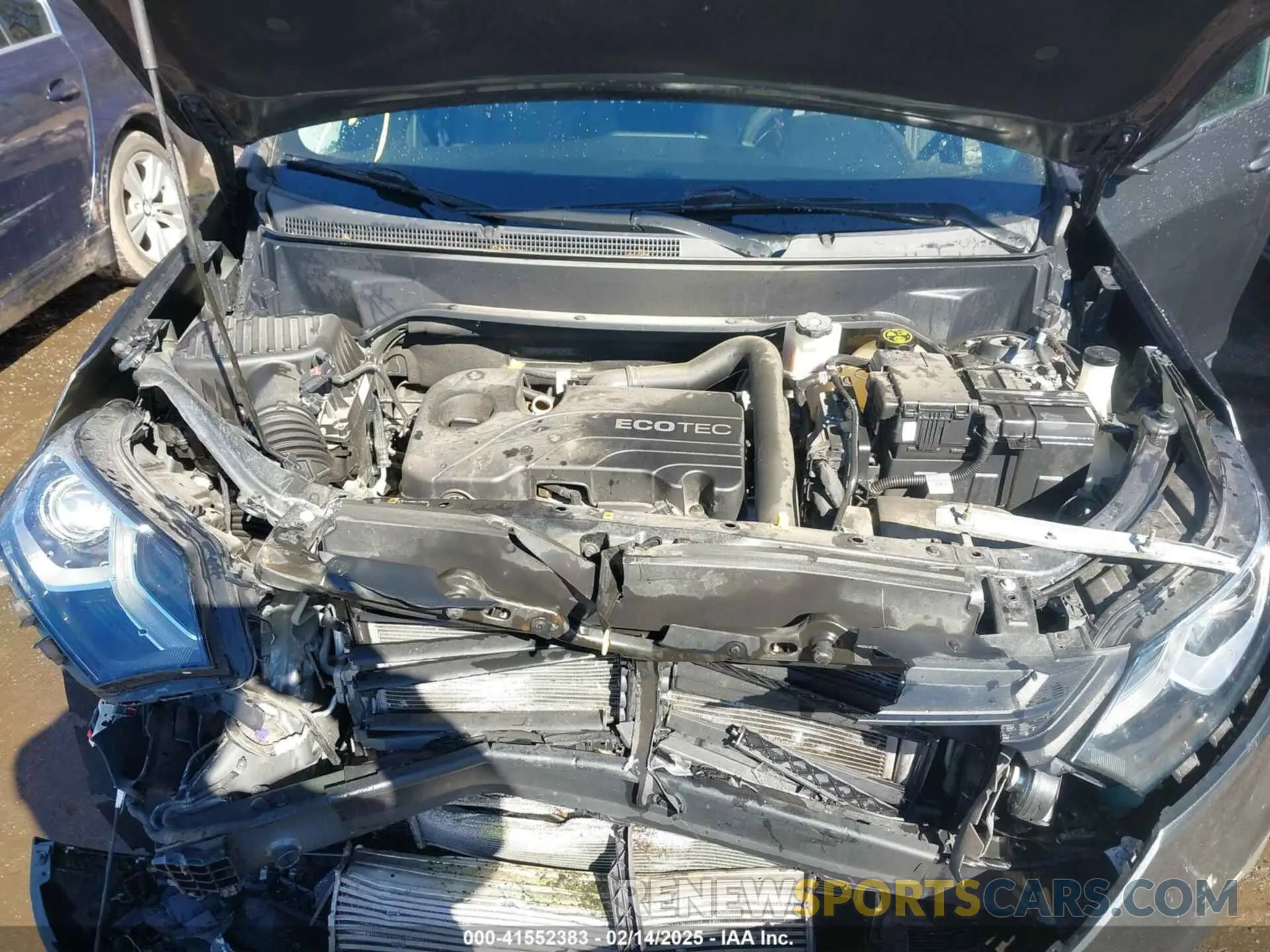10 fotografías del automóvil dañado 2GNAXUEV4K6187658 CHEVROLET EQUINOX 2019