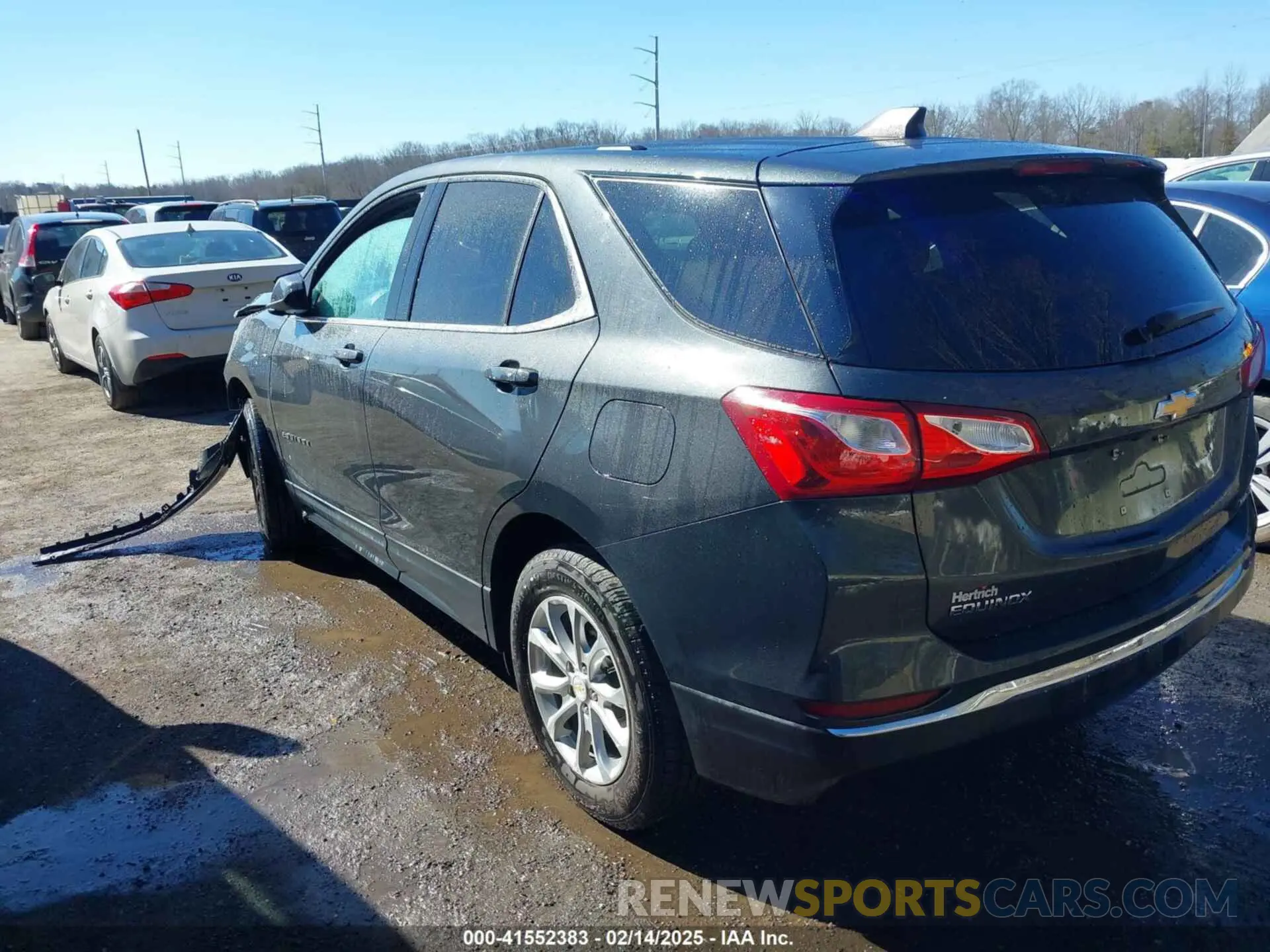 3 fotografías del automóvil dañado 2GNAXUEV4K6187658 CHEVROLET EQUINOX 2019