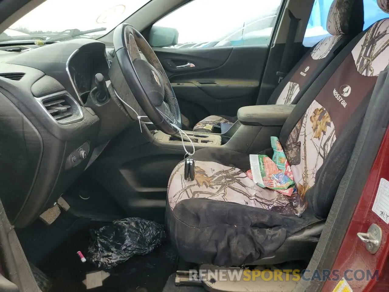 7 fotografías del automóvil dañado 2GNAXUEV4K6277182 CHEVROLET EQUINOX 2019