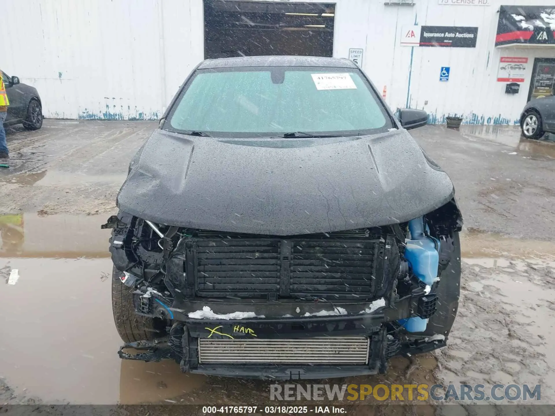 13 fotografías del automóvil dañado 2GNAXUEV5K6120843 CHEVROLET EQUINOX 2019