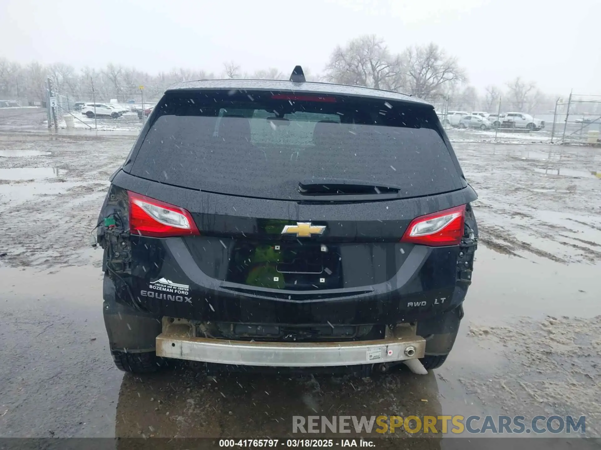 17 fotografías del automóvil dañado 2GNAXUEV5K6120843 CHEVROLET EQUINOX 2019