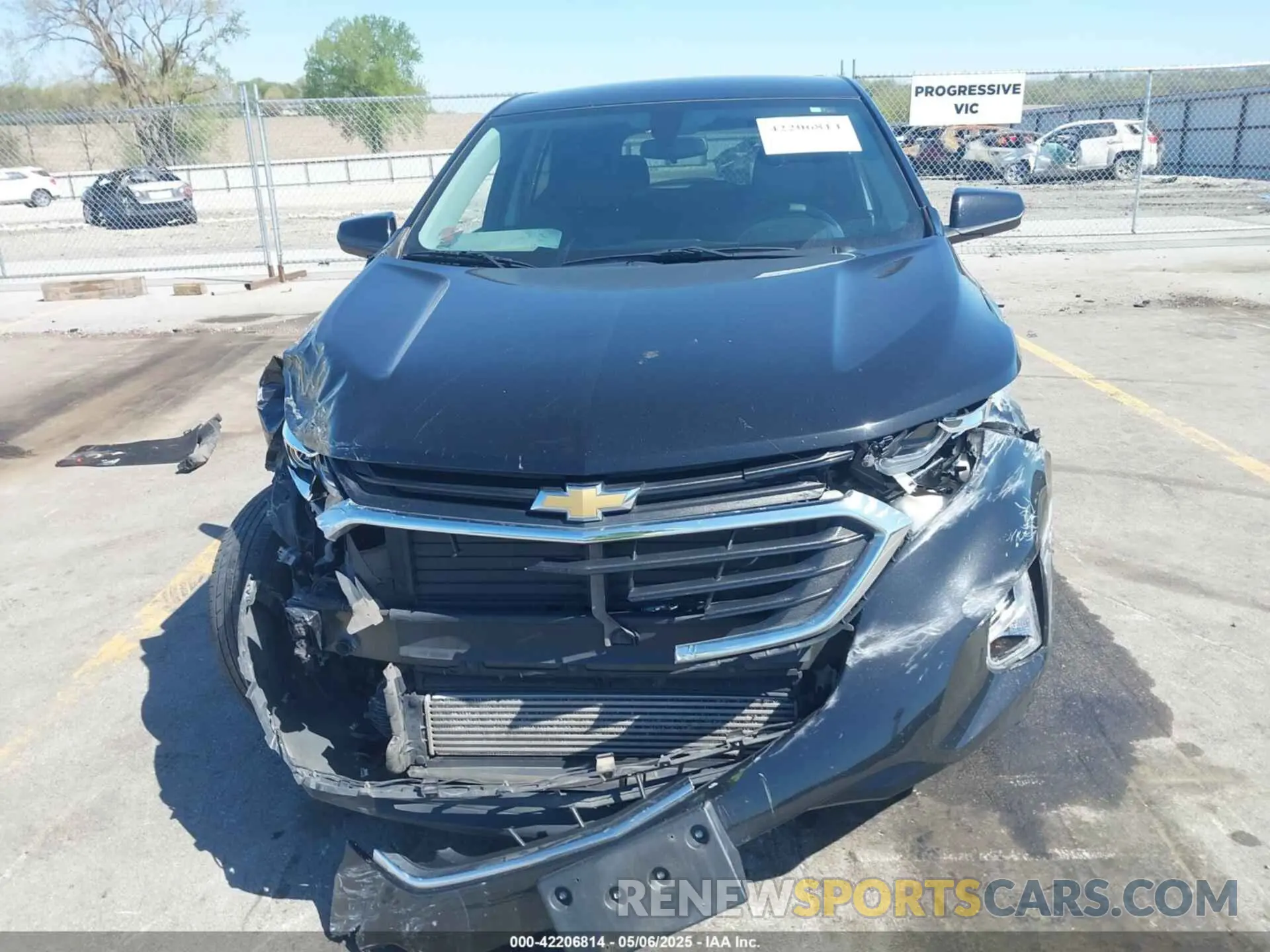 11 fotografías del automóvil dañado 2GNAXUEV5K6126433 CHEVROLET EQUINOX 2019
