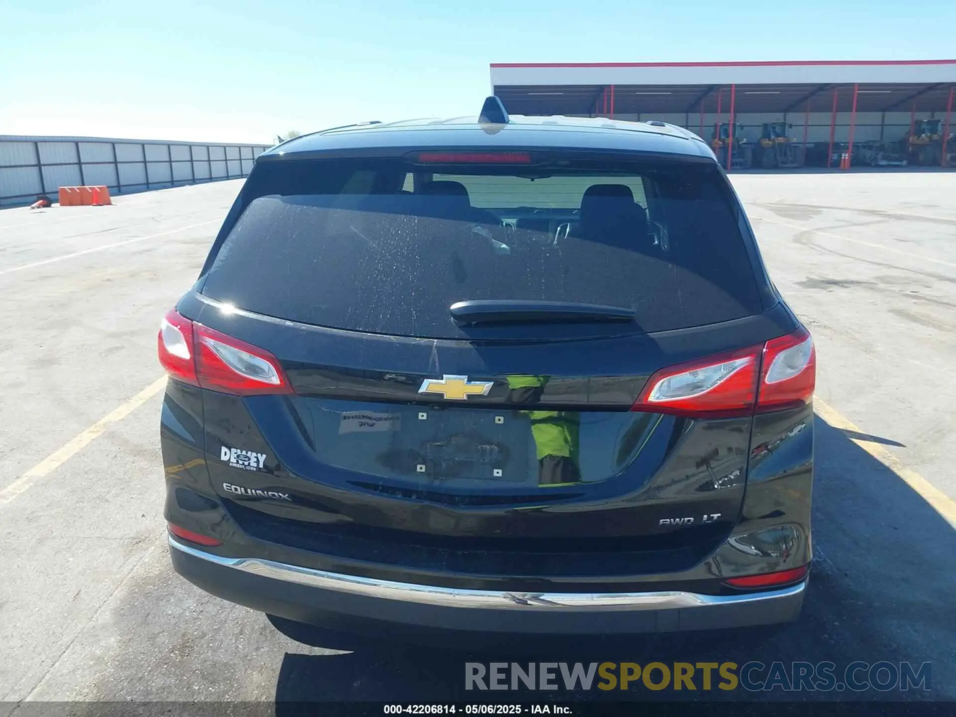 15 fotografías del automóvil dañado 2GNAXUEV5K6126433 CHEVROLET EQUINOX 2019