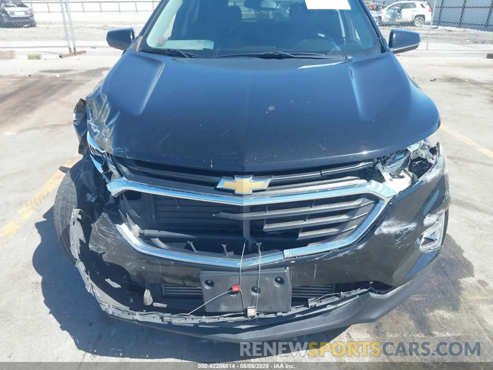 6 fotografías del automóvil dañado 2GNAXUEV5K6126433 CHEVROLET EQUINOX 2019